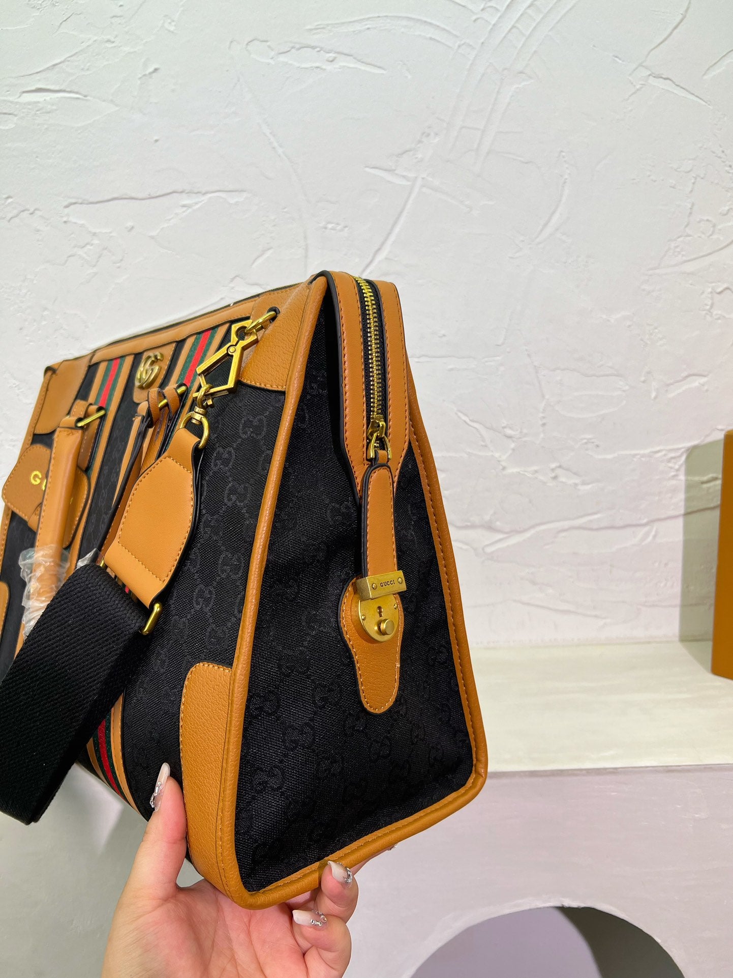 GUCCI BAG 127-1