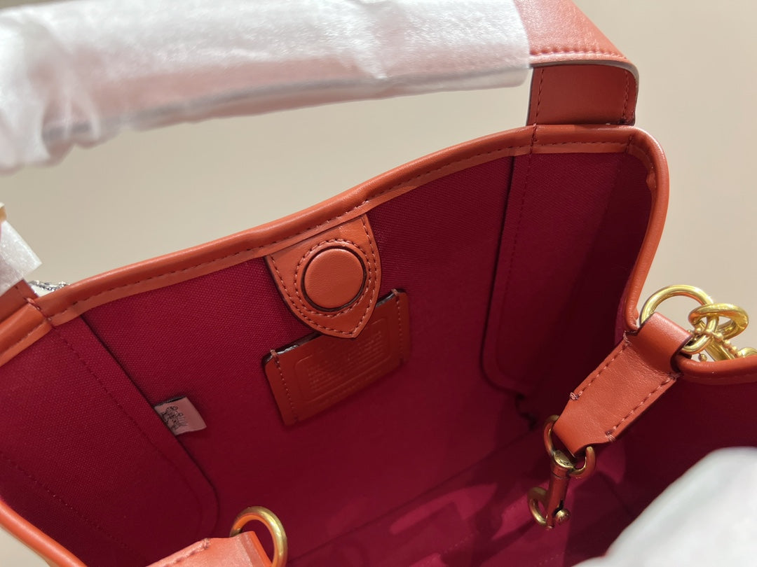 Co-BAG104