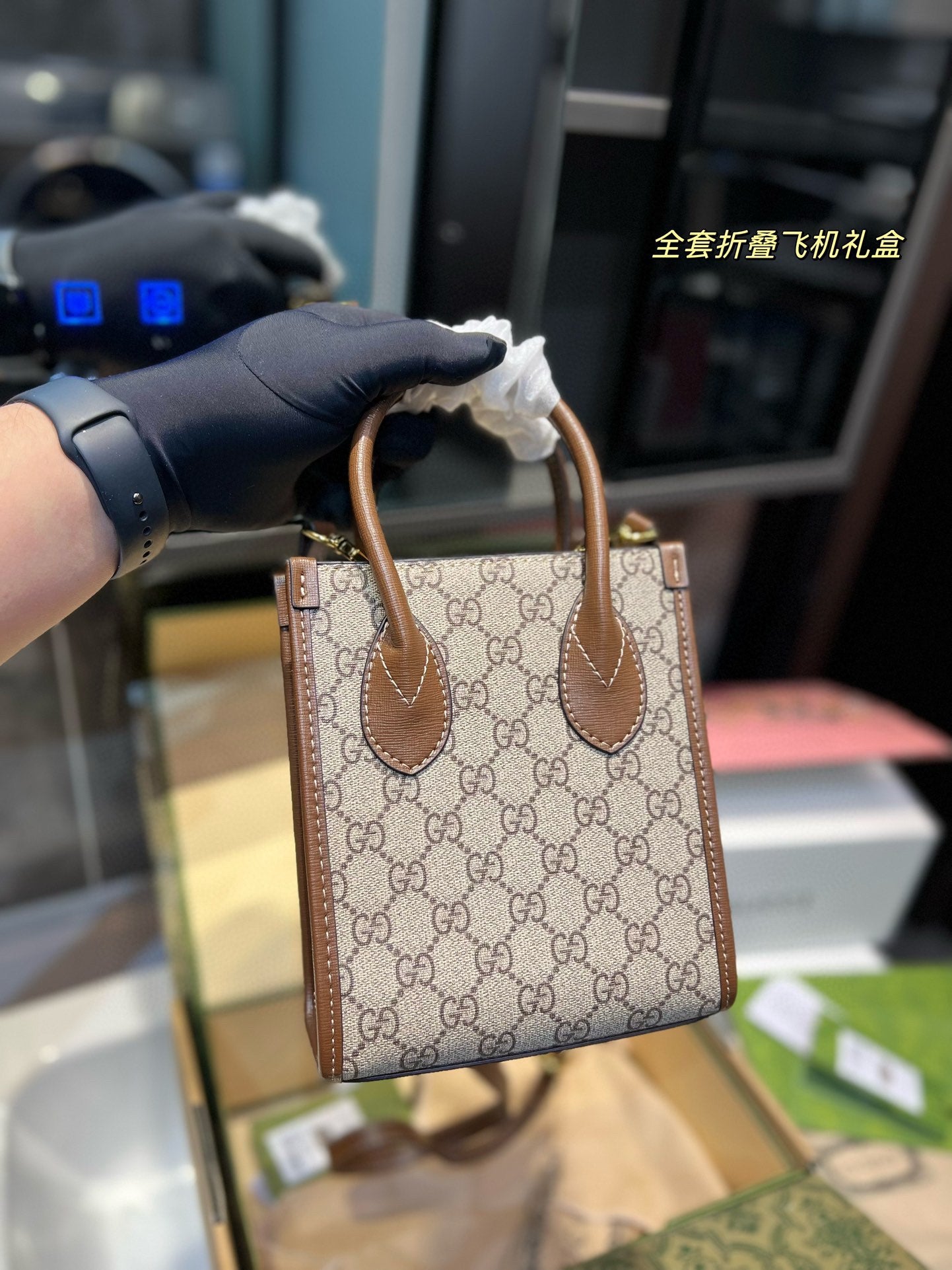 GUCCI BAG 218
