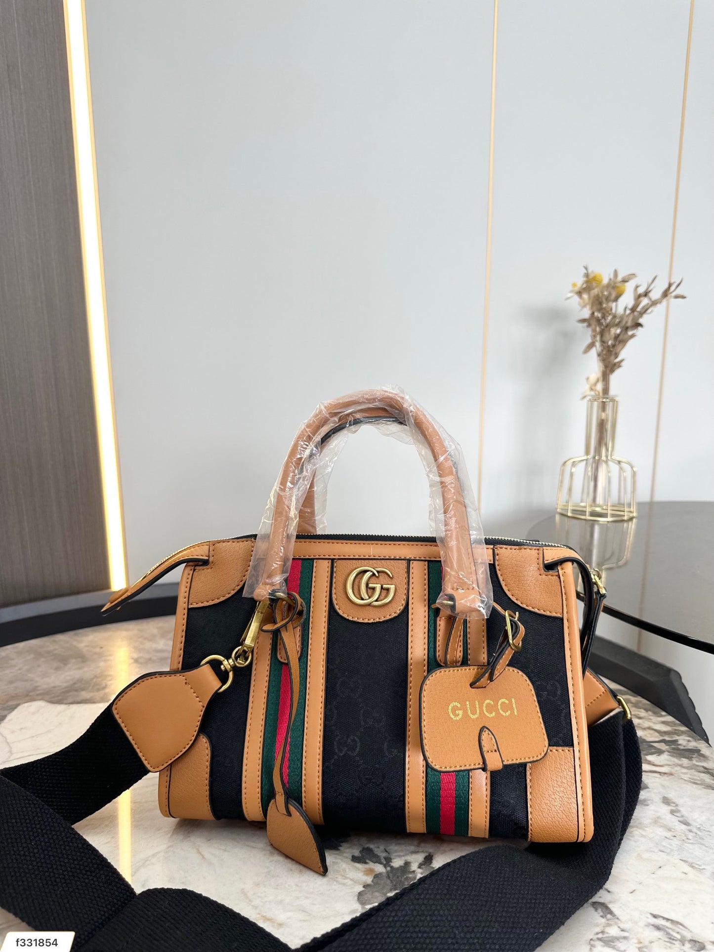 GUCCI BAG 231