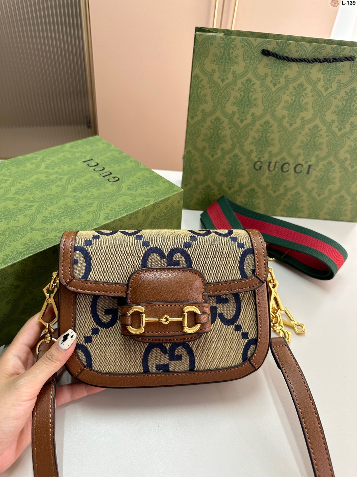 GUCCI BAG 272