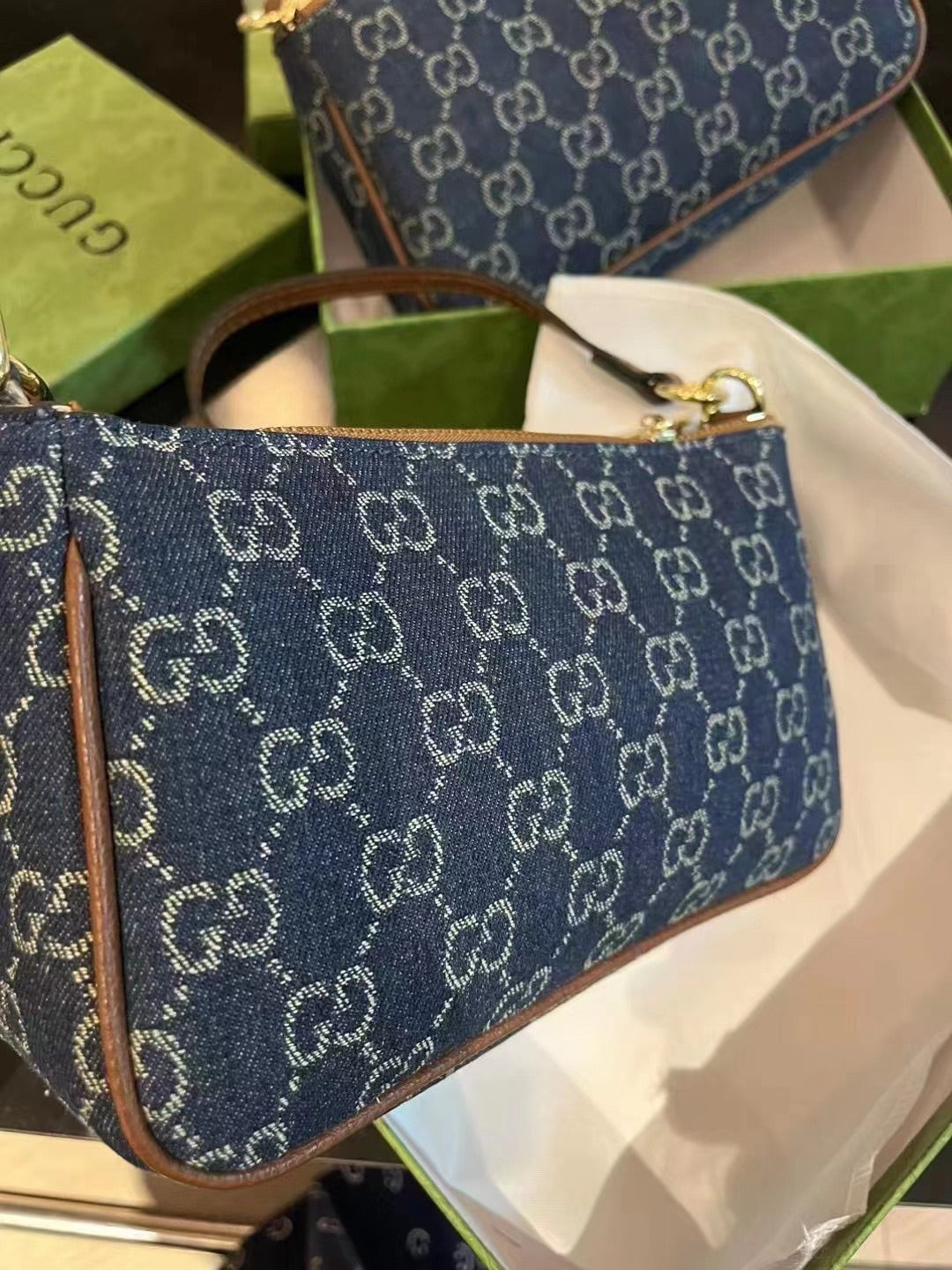 GUCCI BAG 420