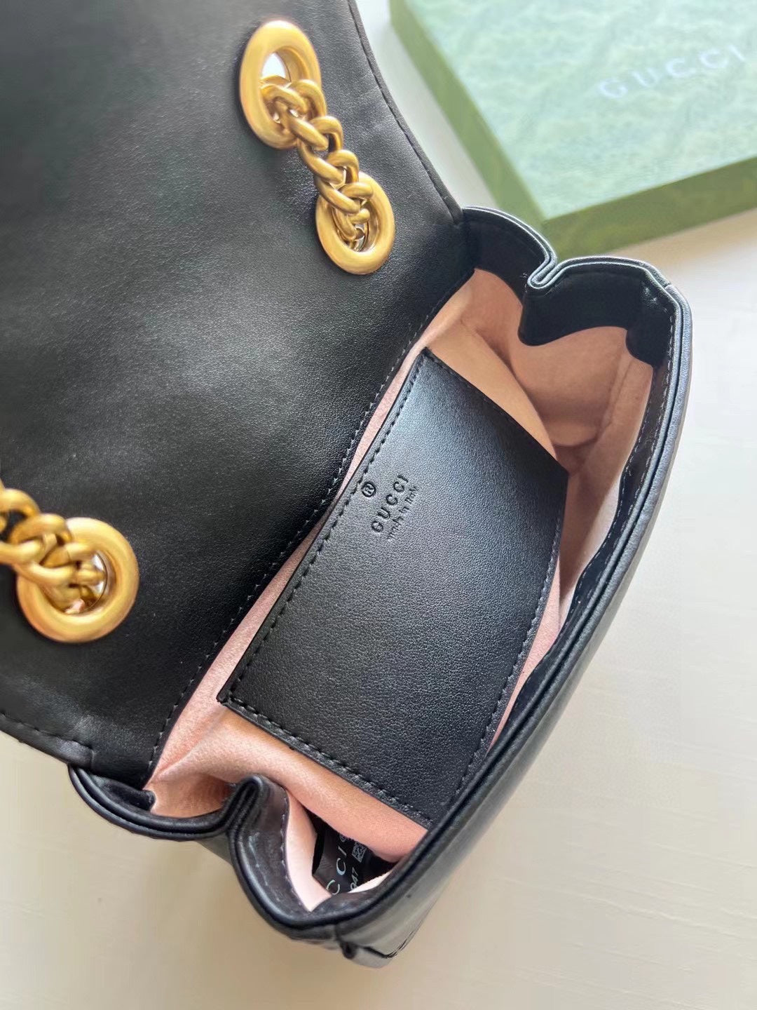 GUCCI BAG 438