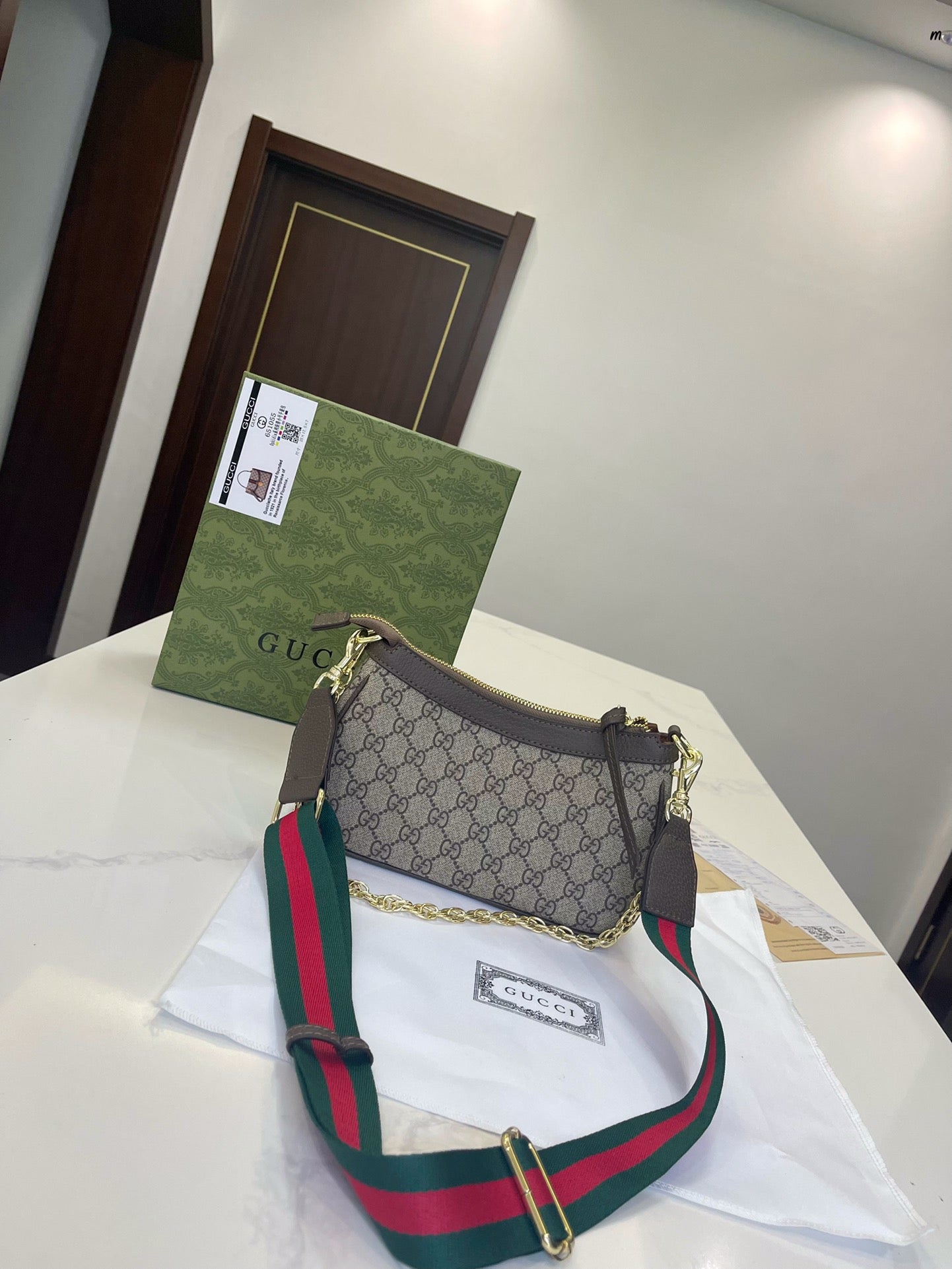 GUCCI BAG 516