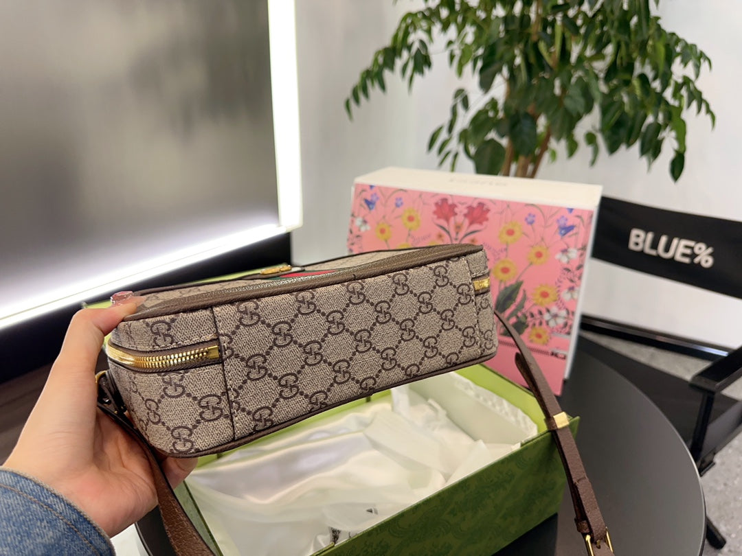 GUCCI BAG 524
