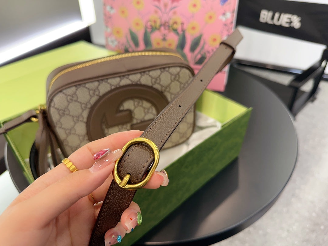 GUCCI BAG 526