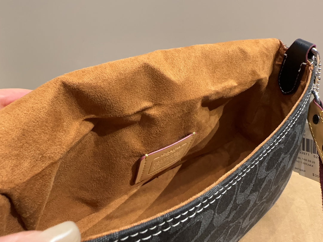 Co-BAG684