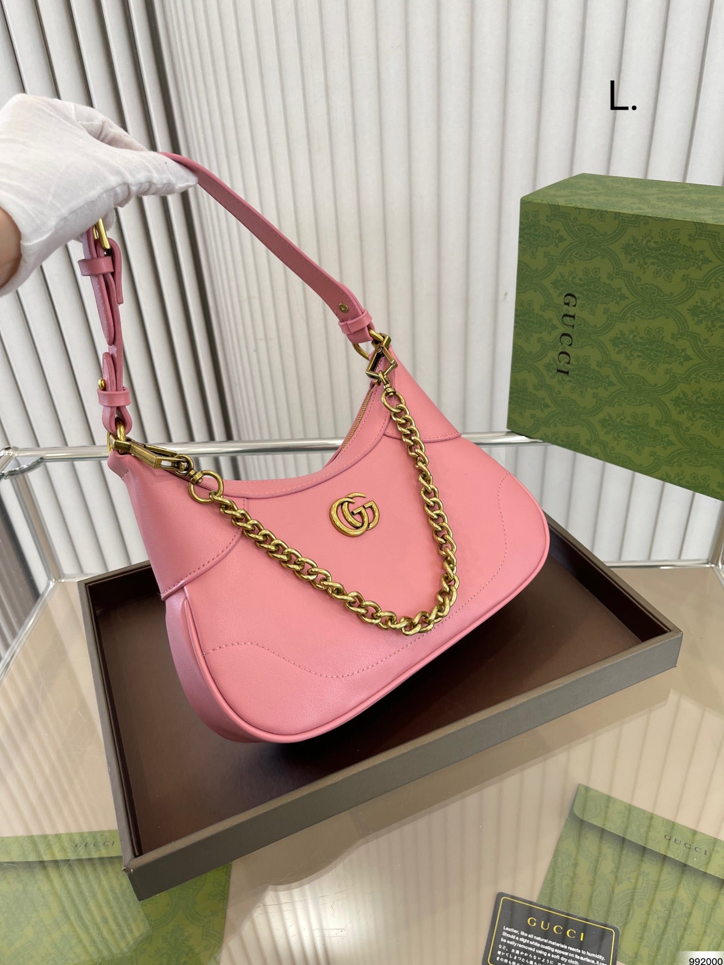 GUCCI BAG 710