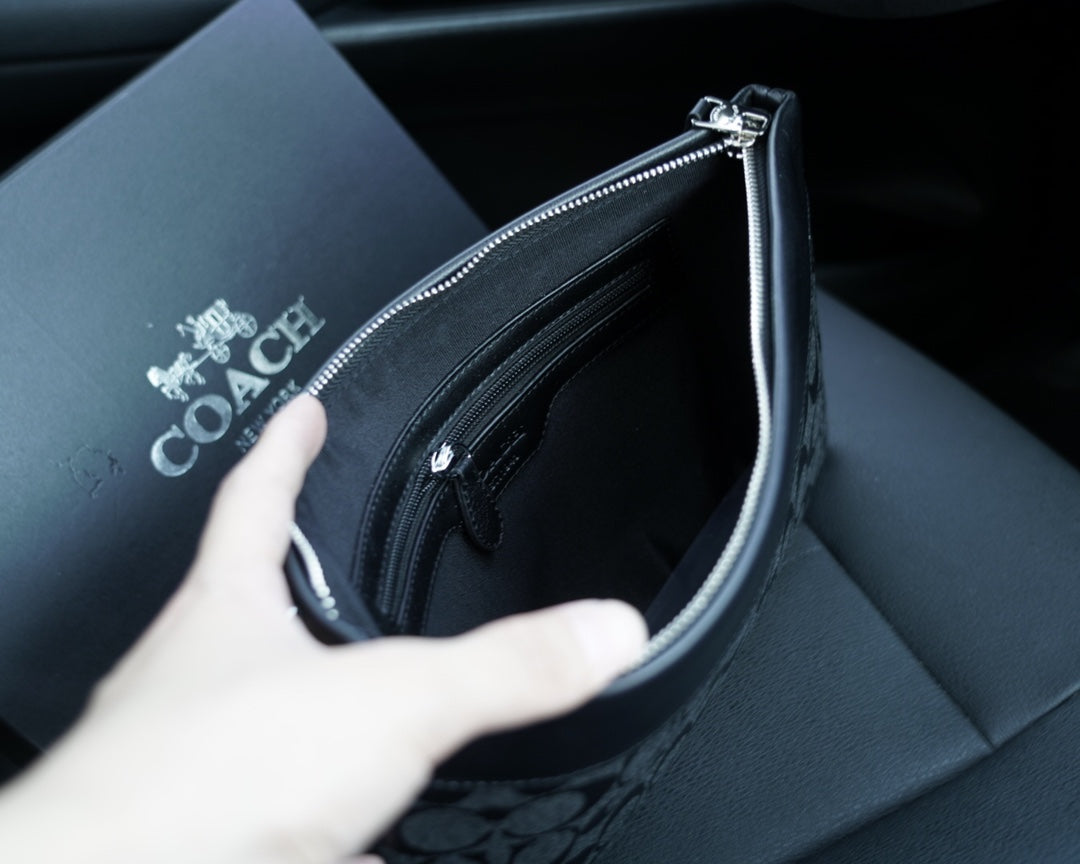 Co-BAG92
