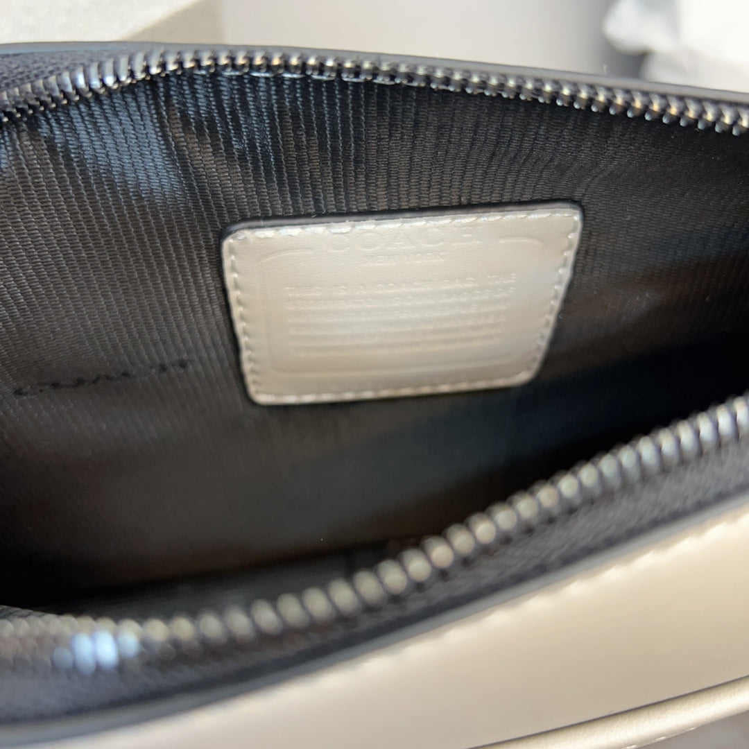 Co-BAG189