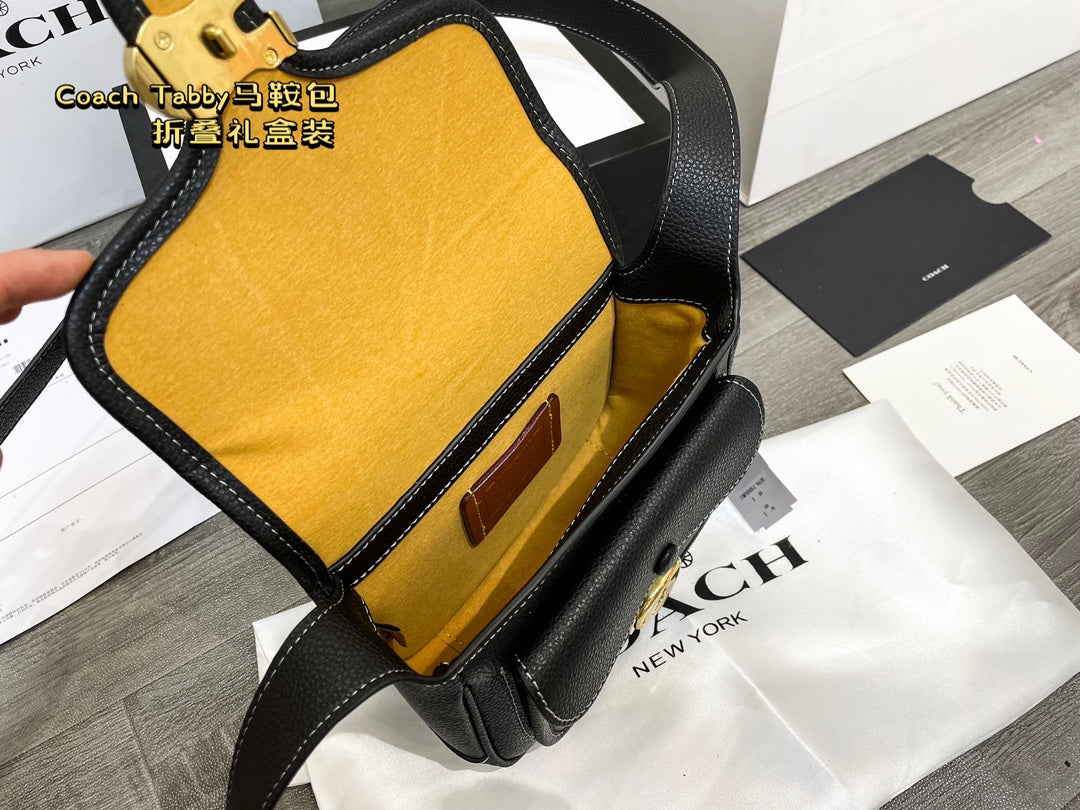 Co-BAG195