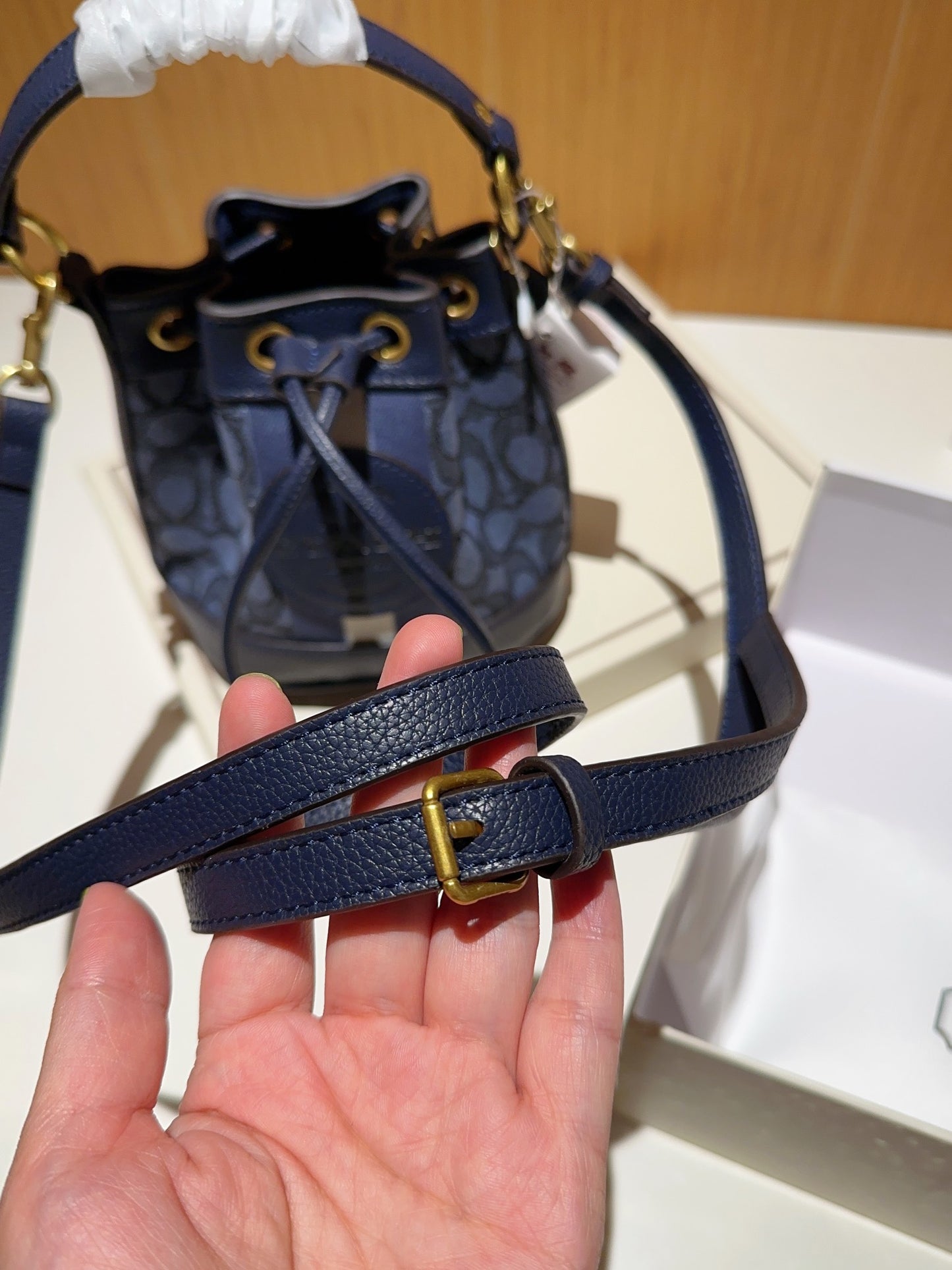 Co-BAG246