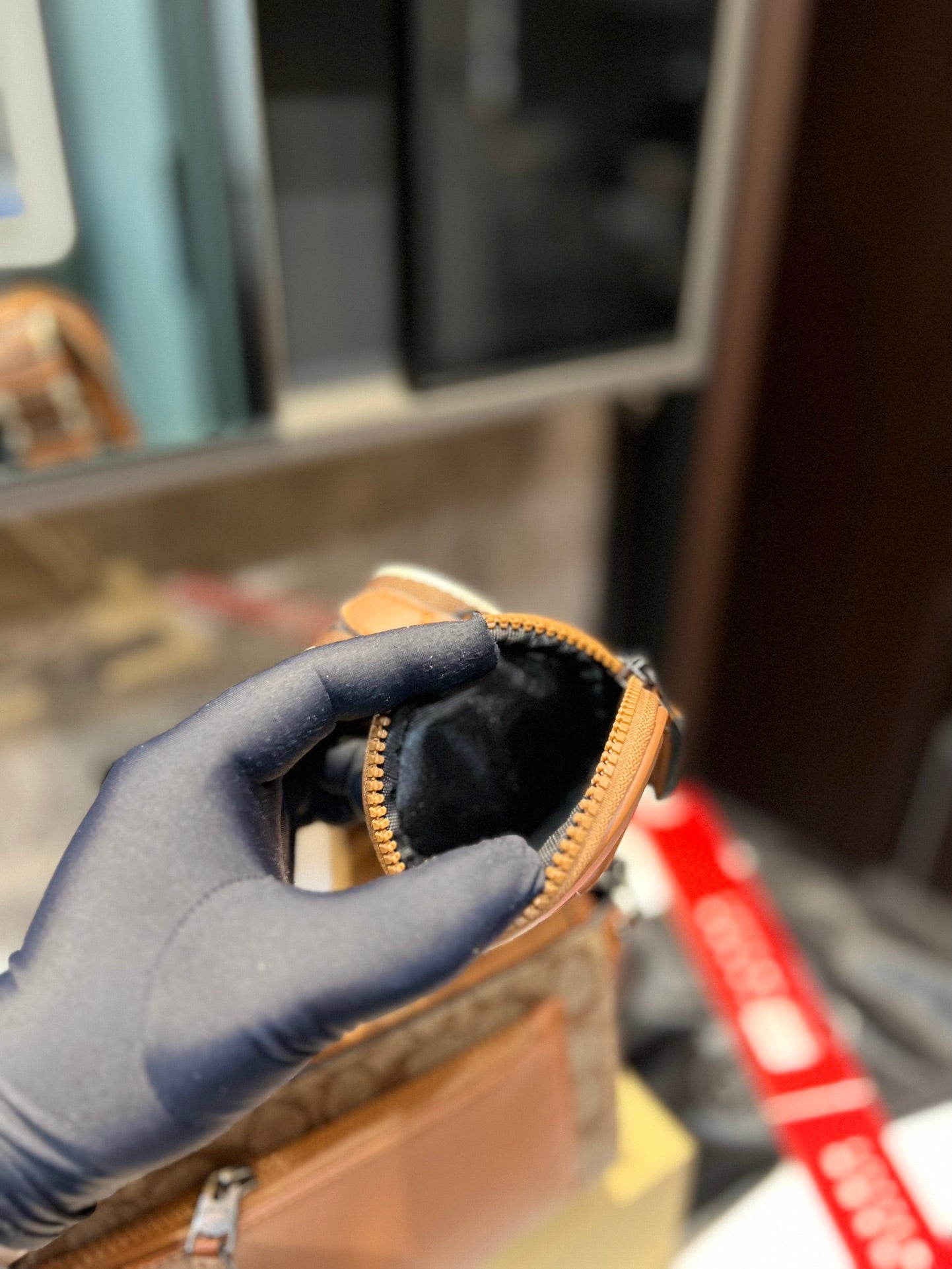Co-BAG325