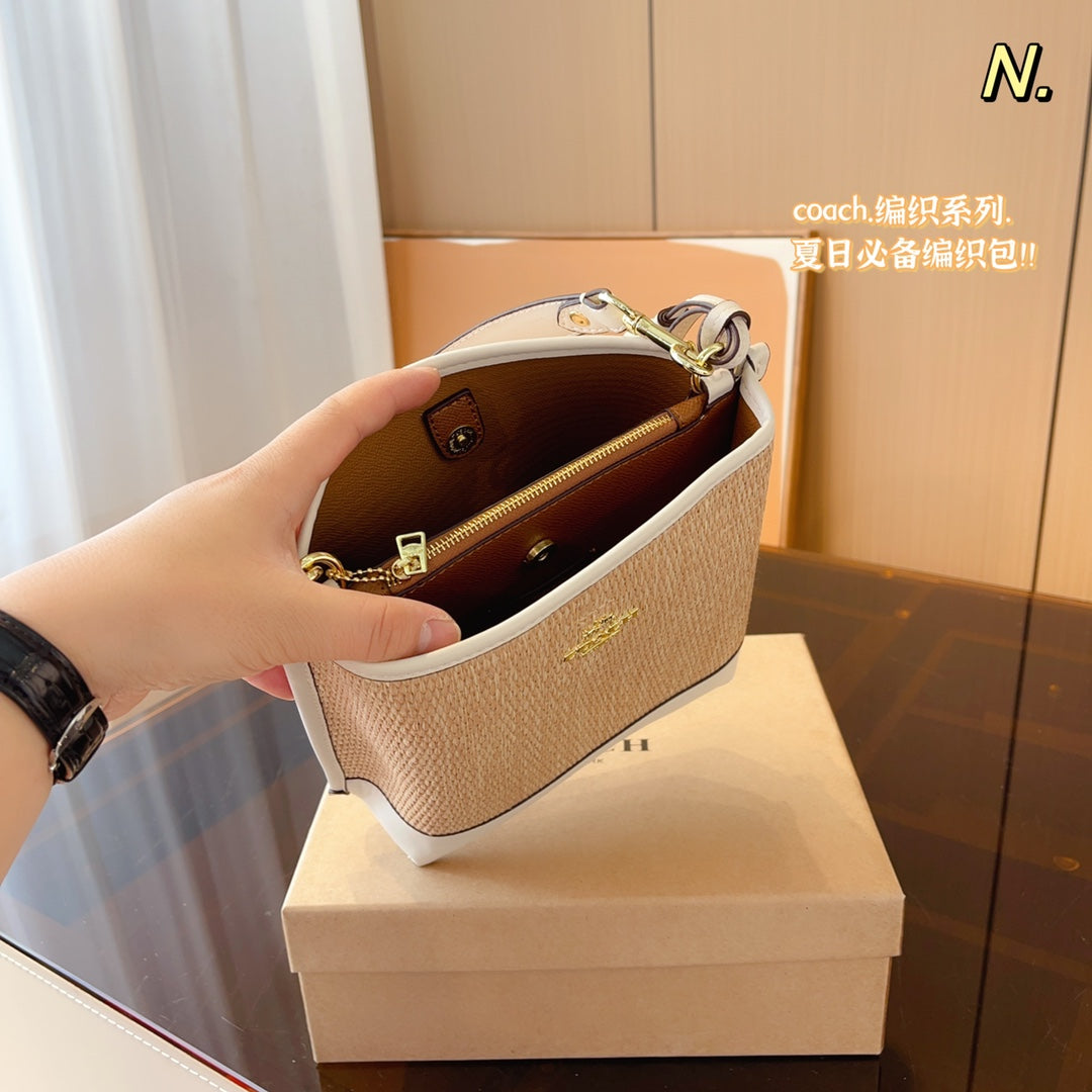 Co-BAG435