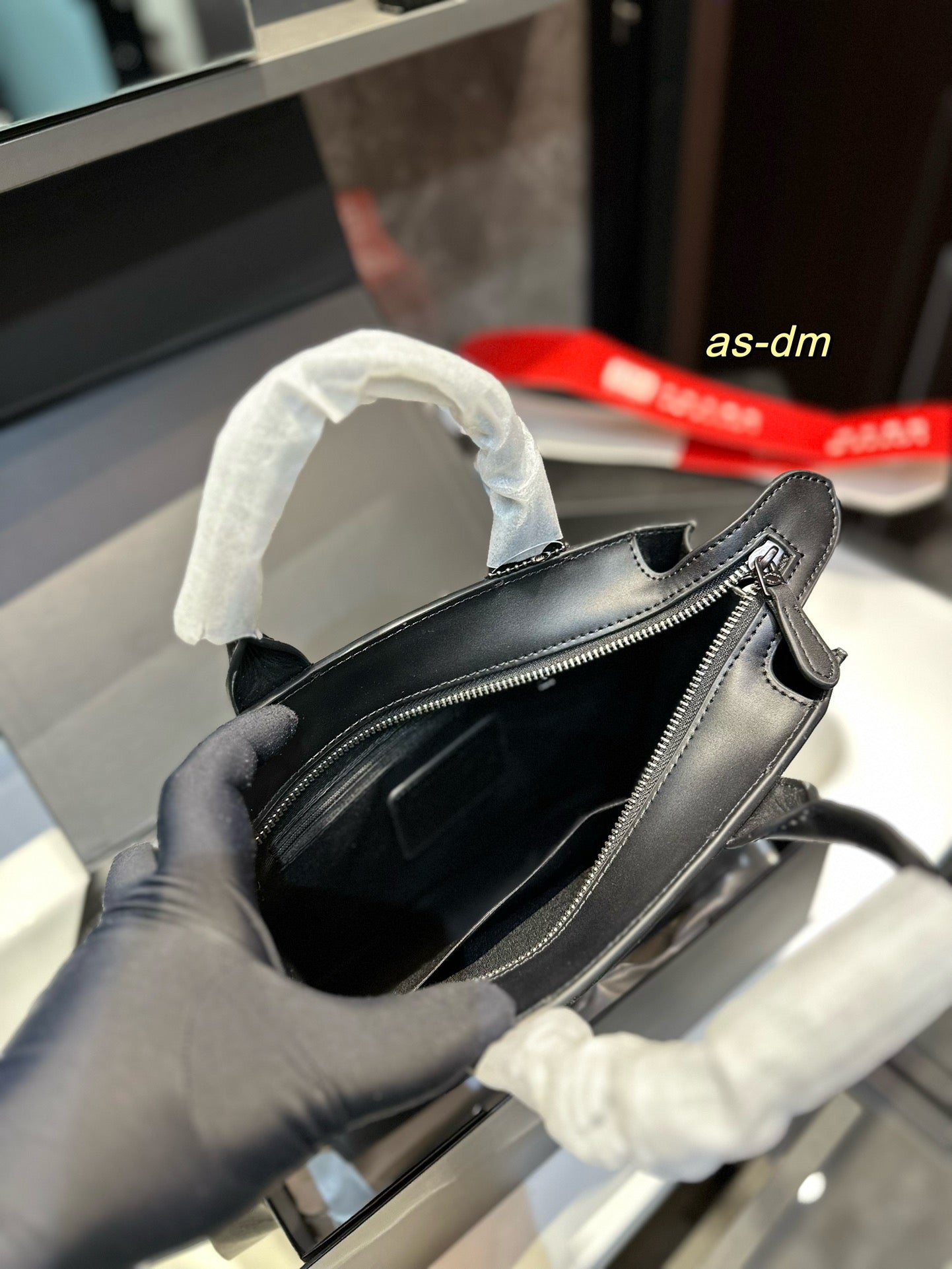 Co-BAG463