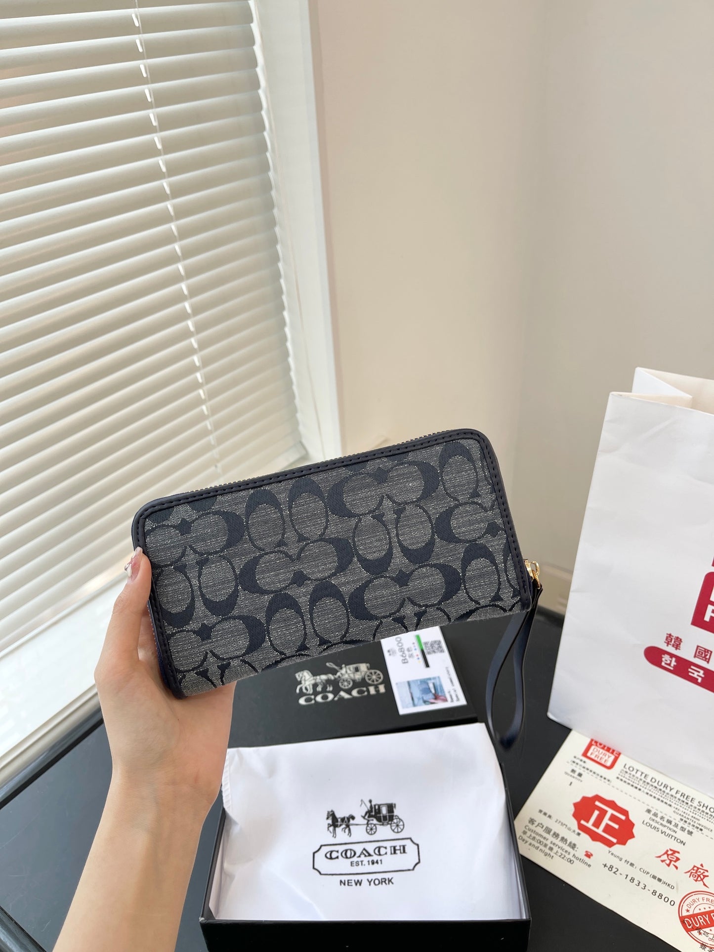 Co-BAG465