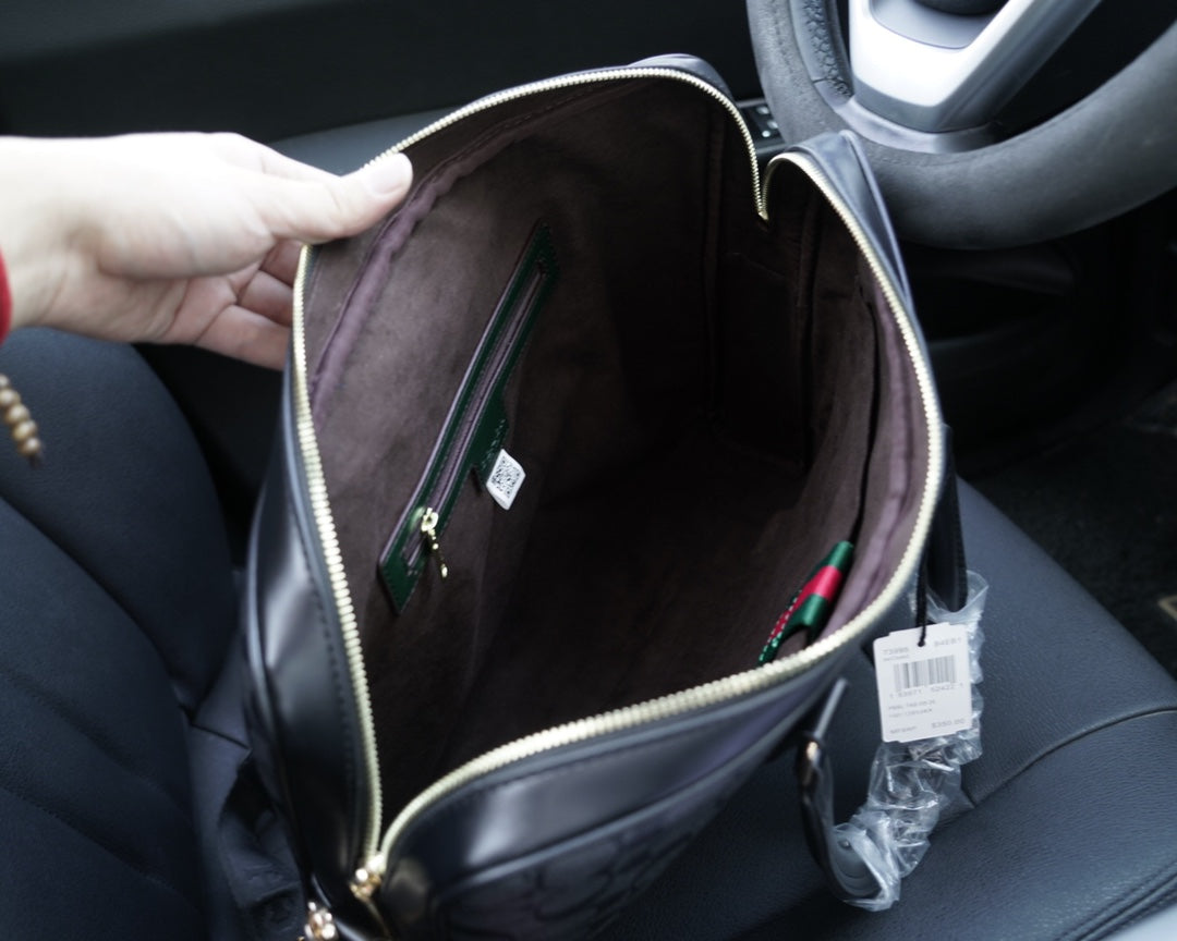 Co-BAG521