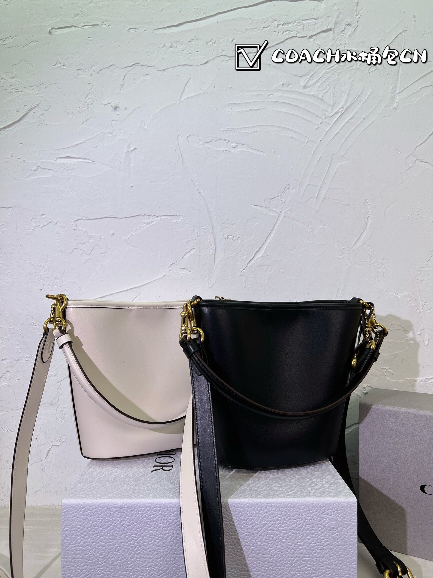 Co-BAG535
