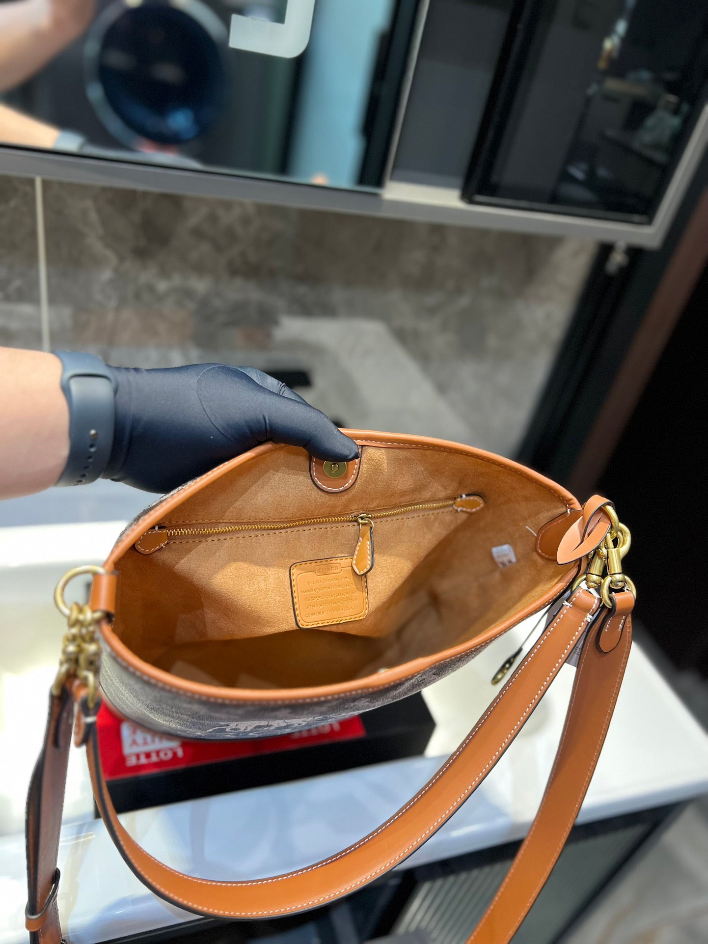 Co-BAG546