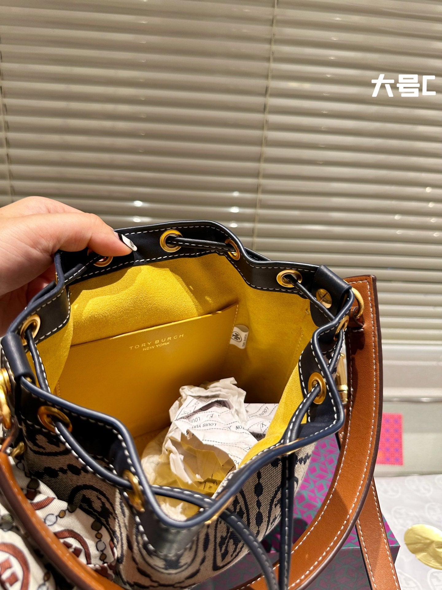 TB-044BAG
