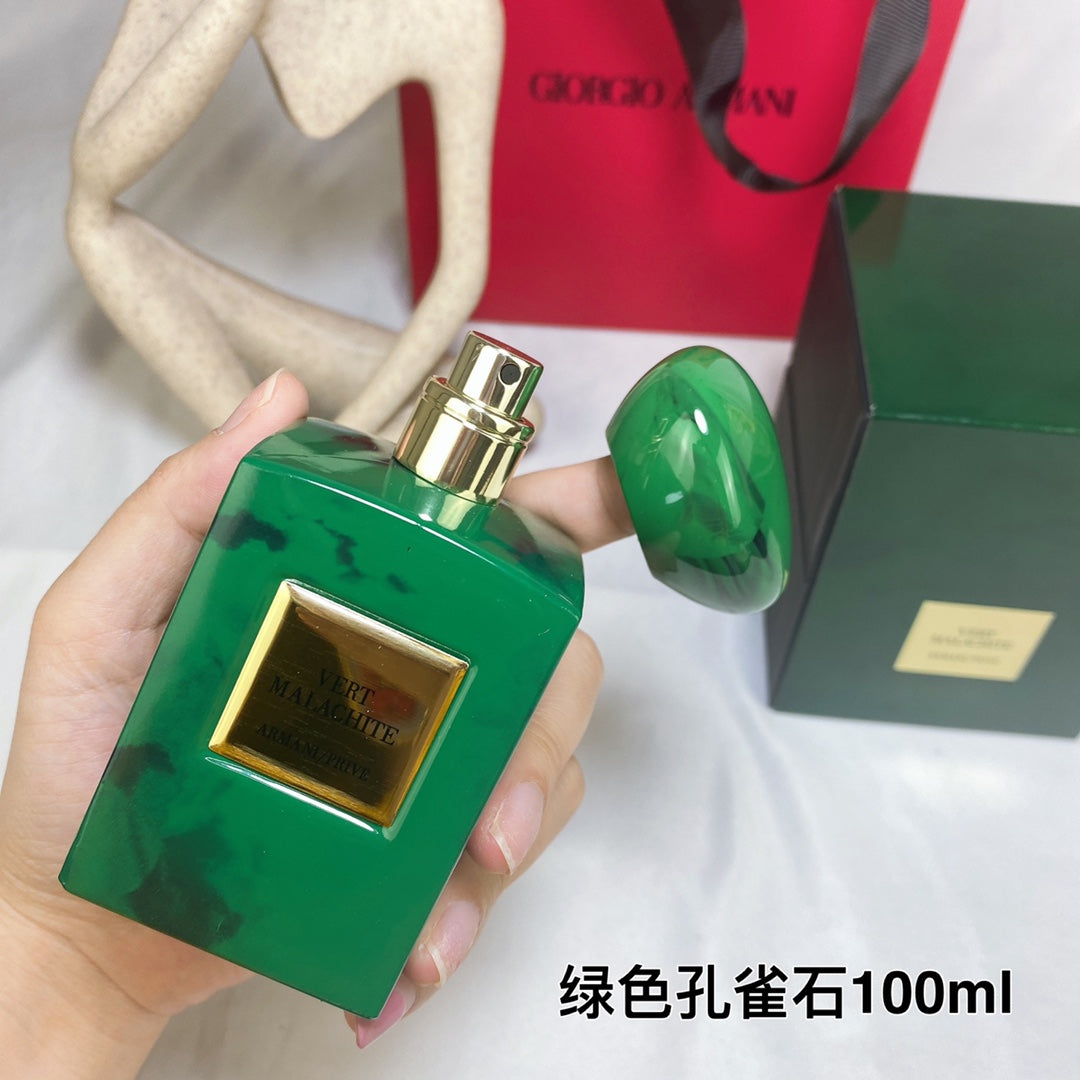 Armani-27