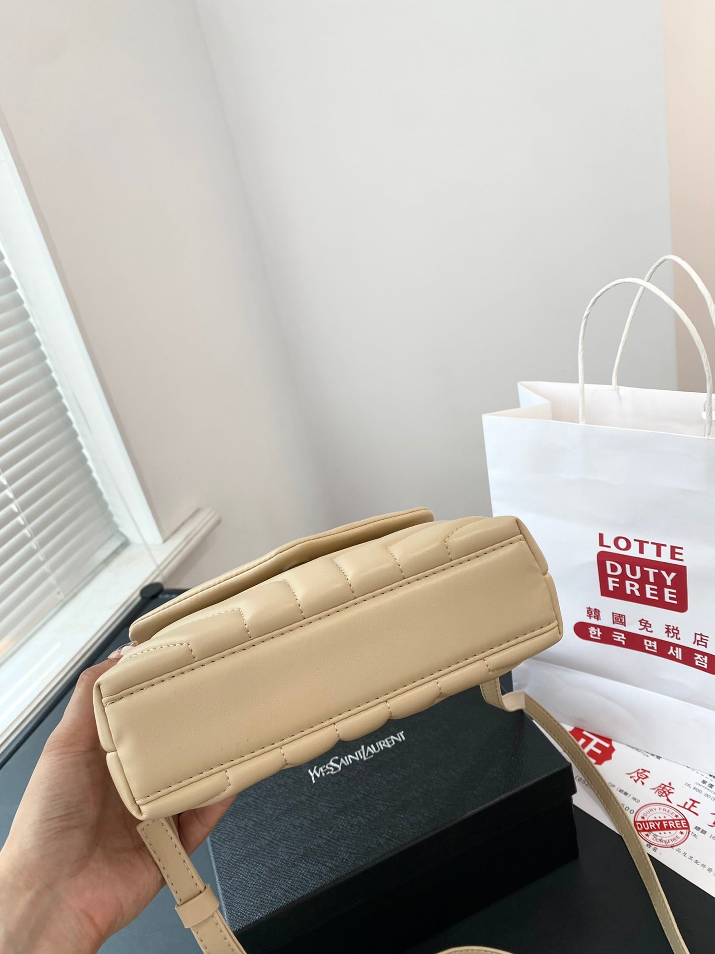 YSL-BAG-32