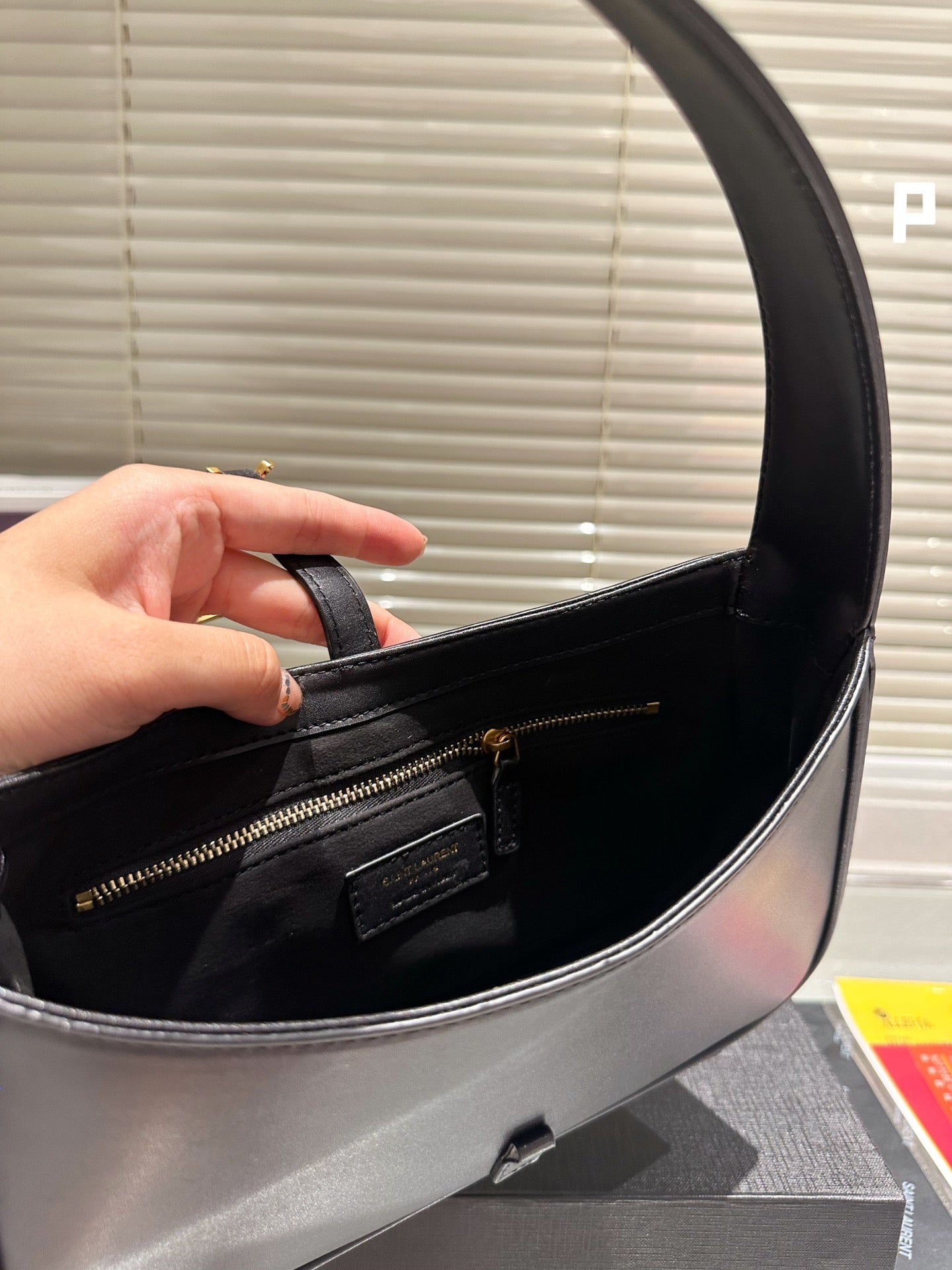 YSL-BAG-263