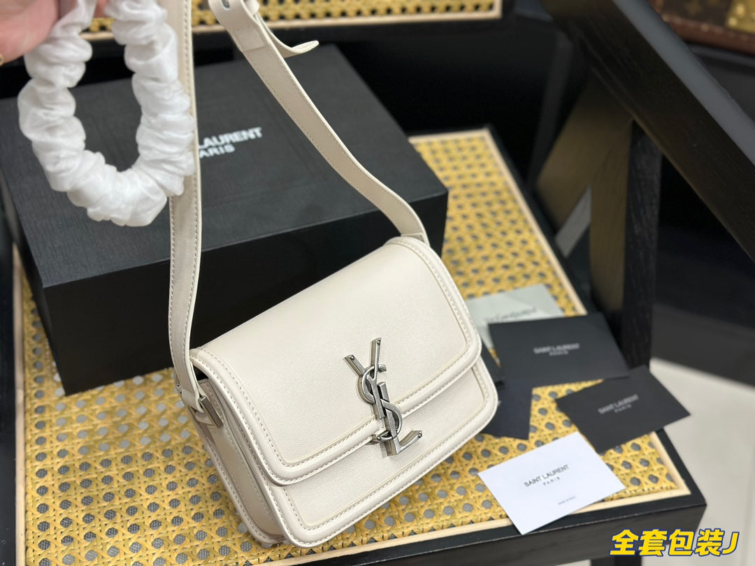 YSL-BAG-752