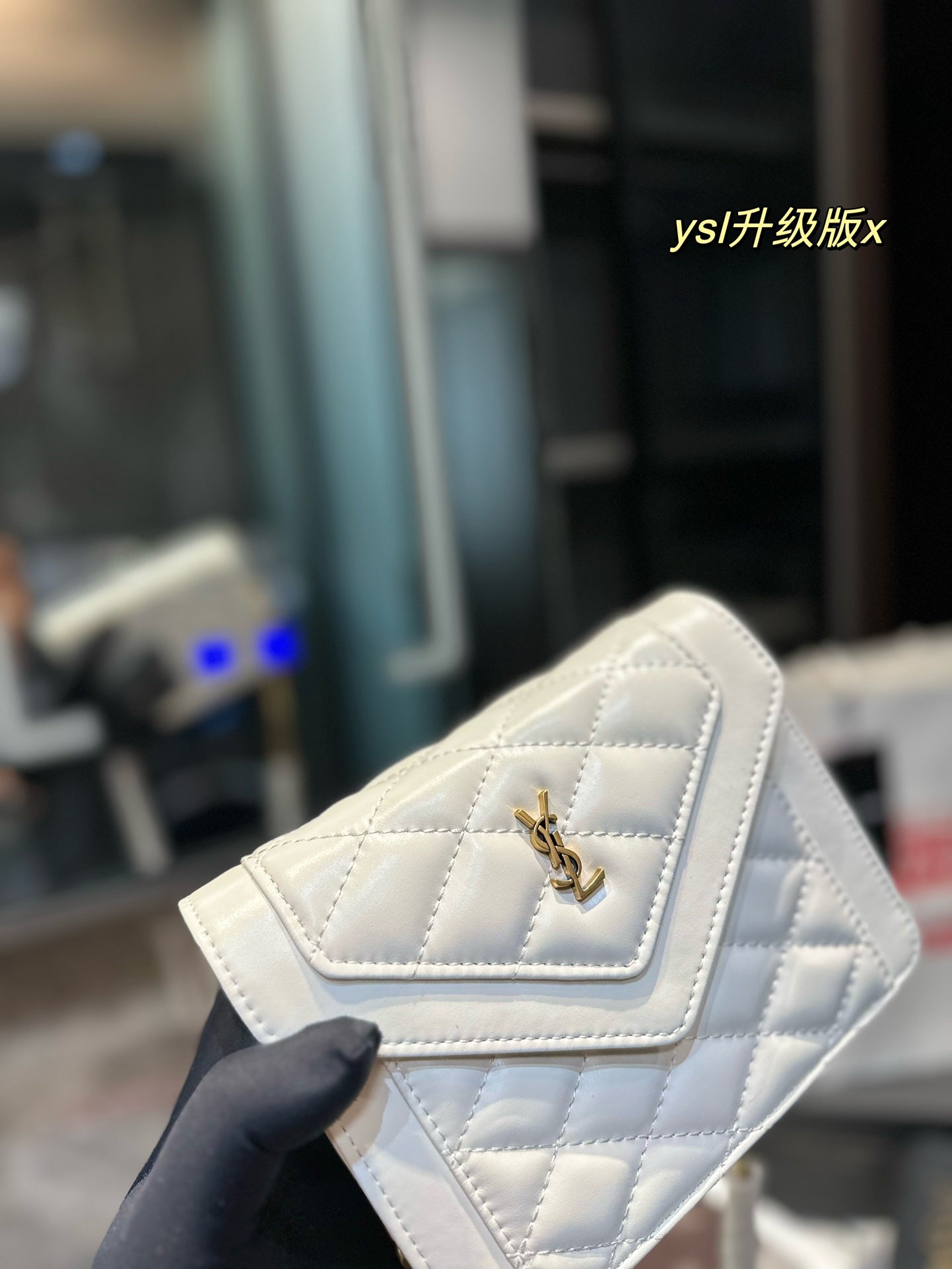 YSL-BAG-525