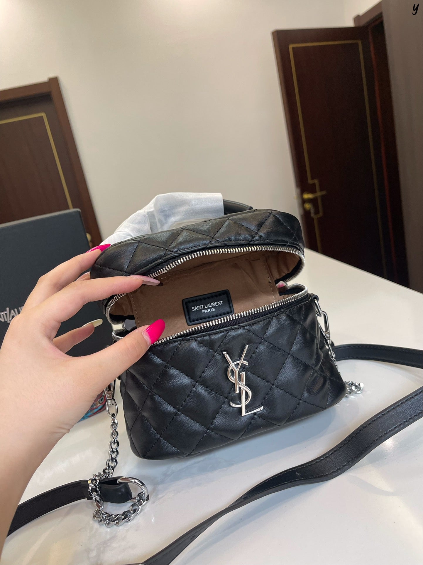 YSL-BAG-683