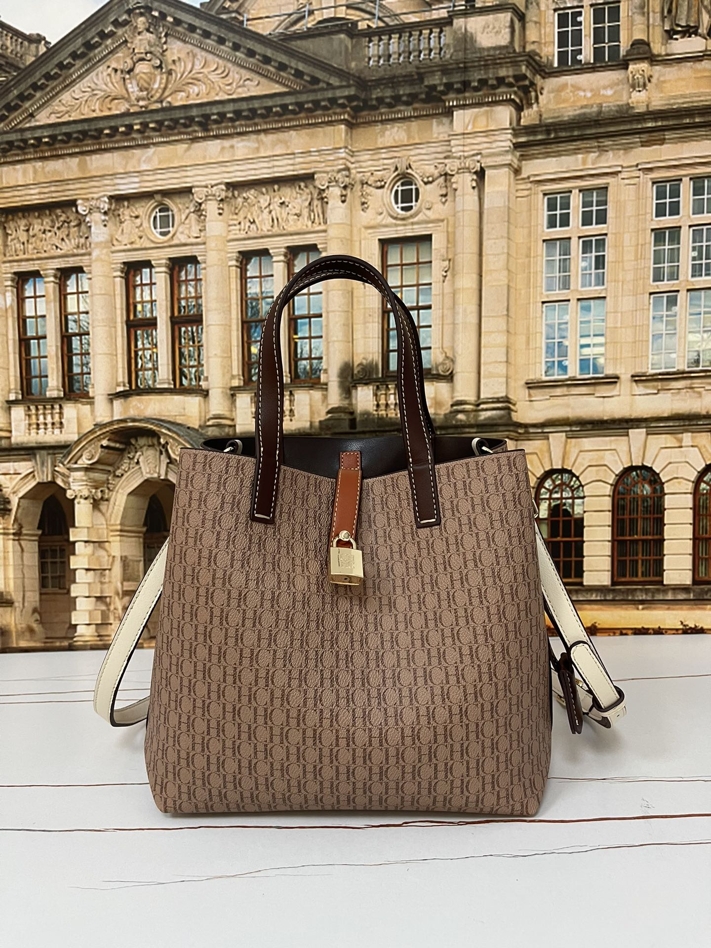 CH BAG-85