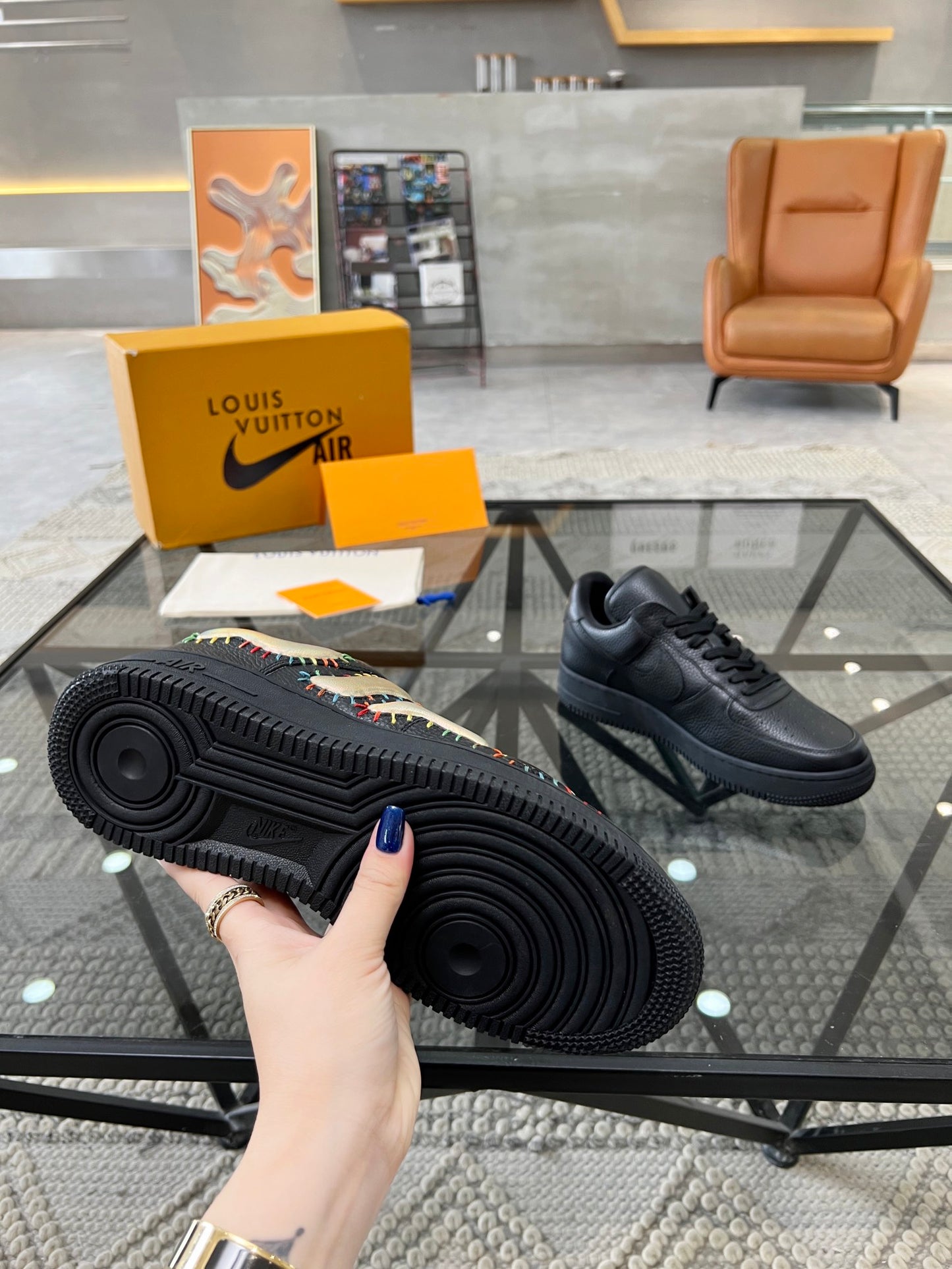 LV-105shoes