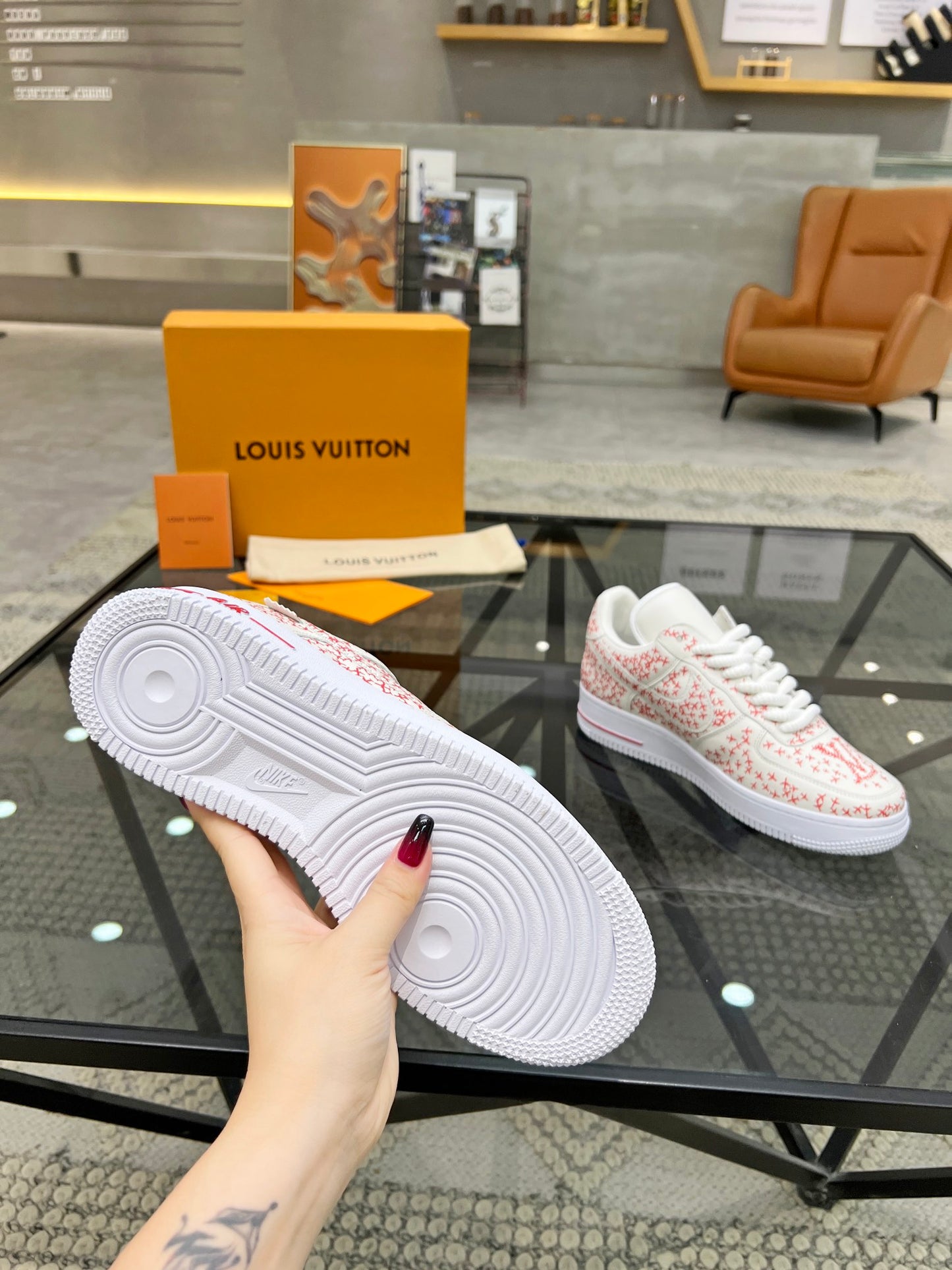 LV-115shoes