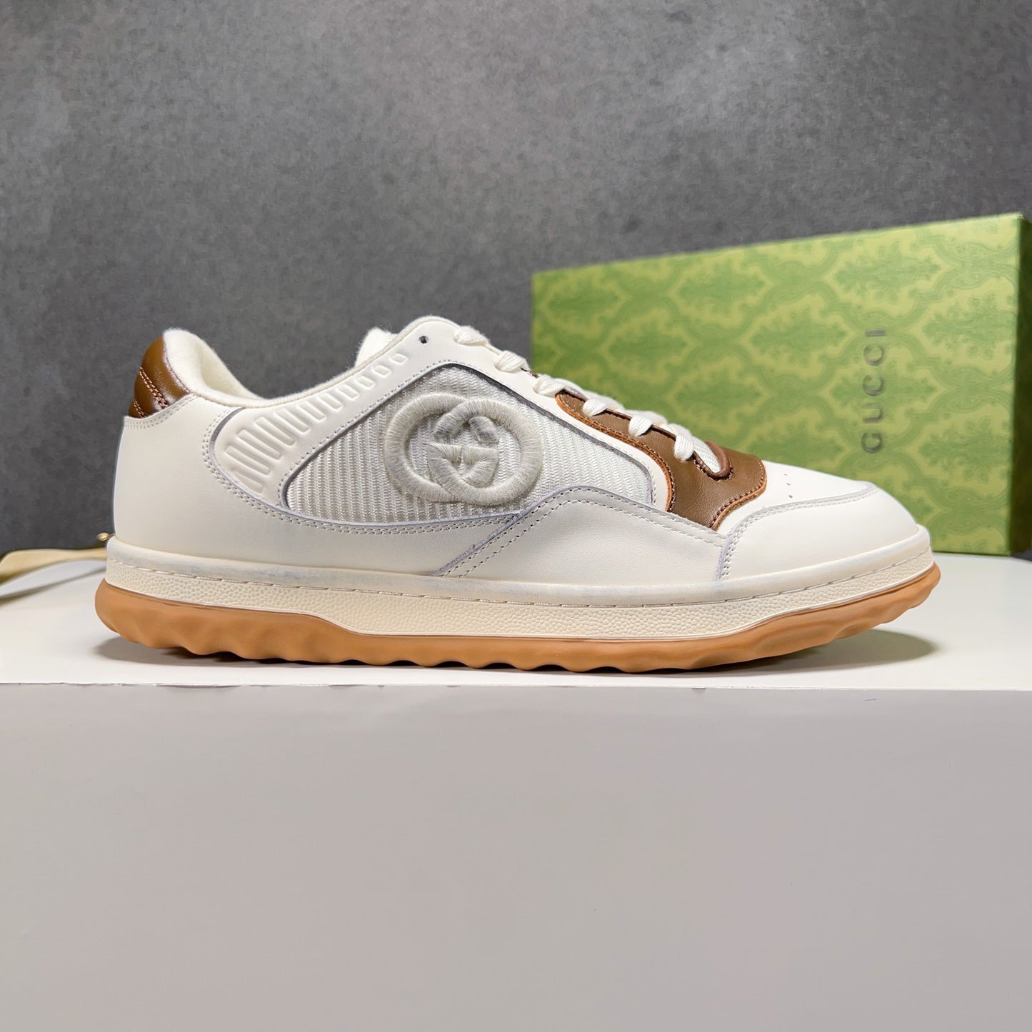 Gucci-122Shoes