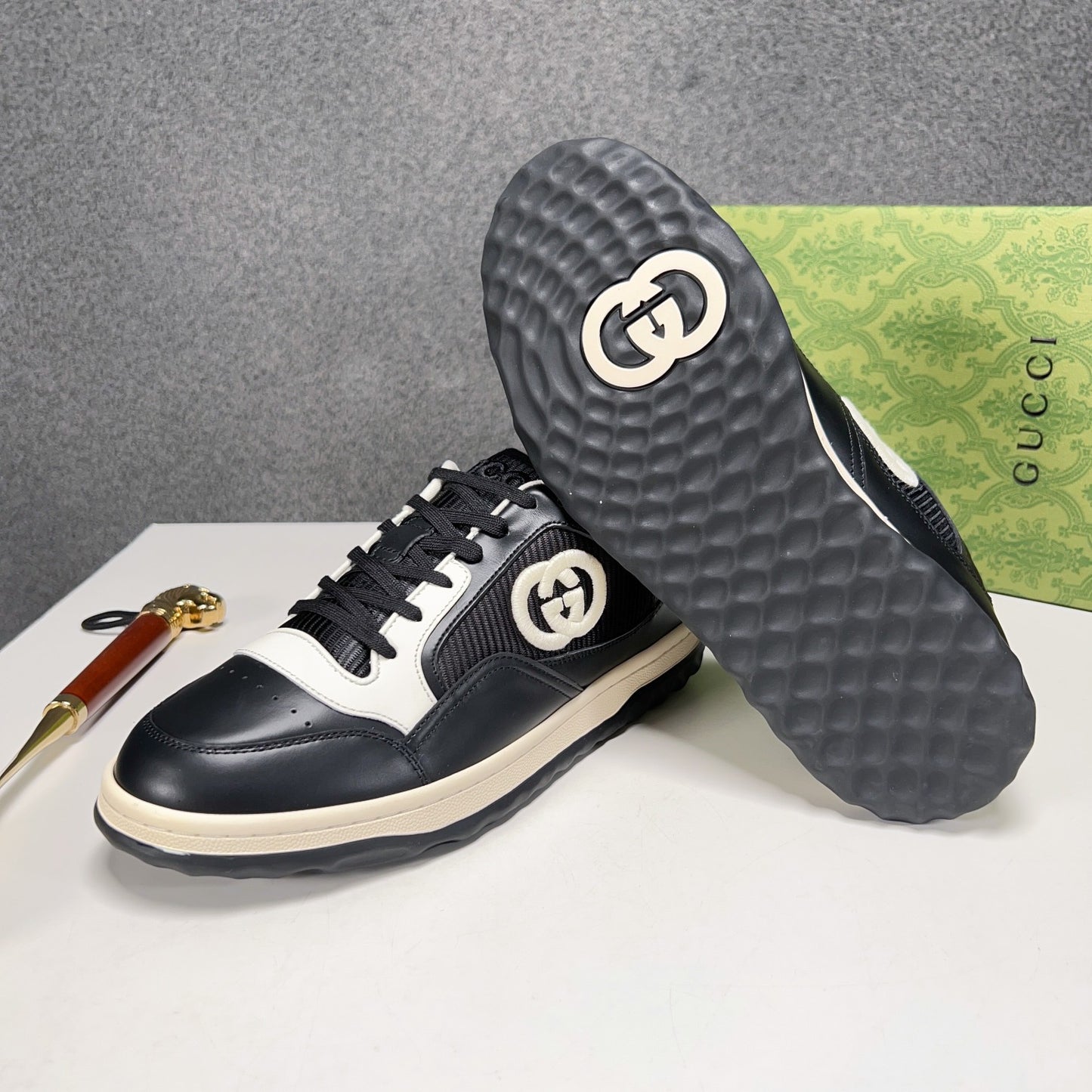 Gucci-127Shoes