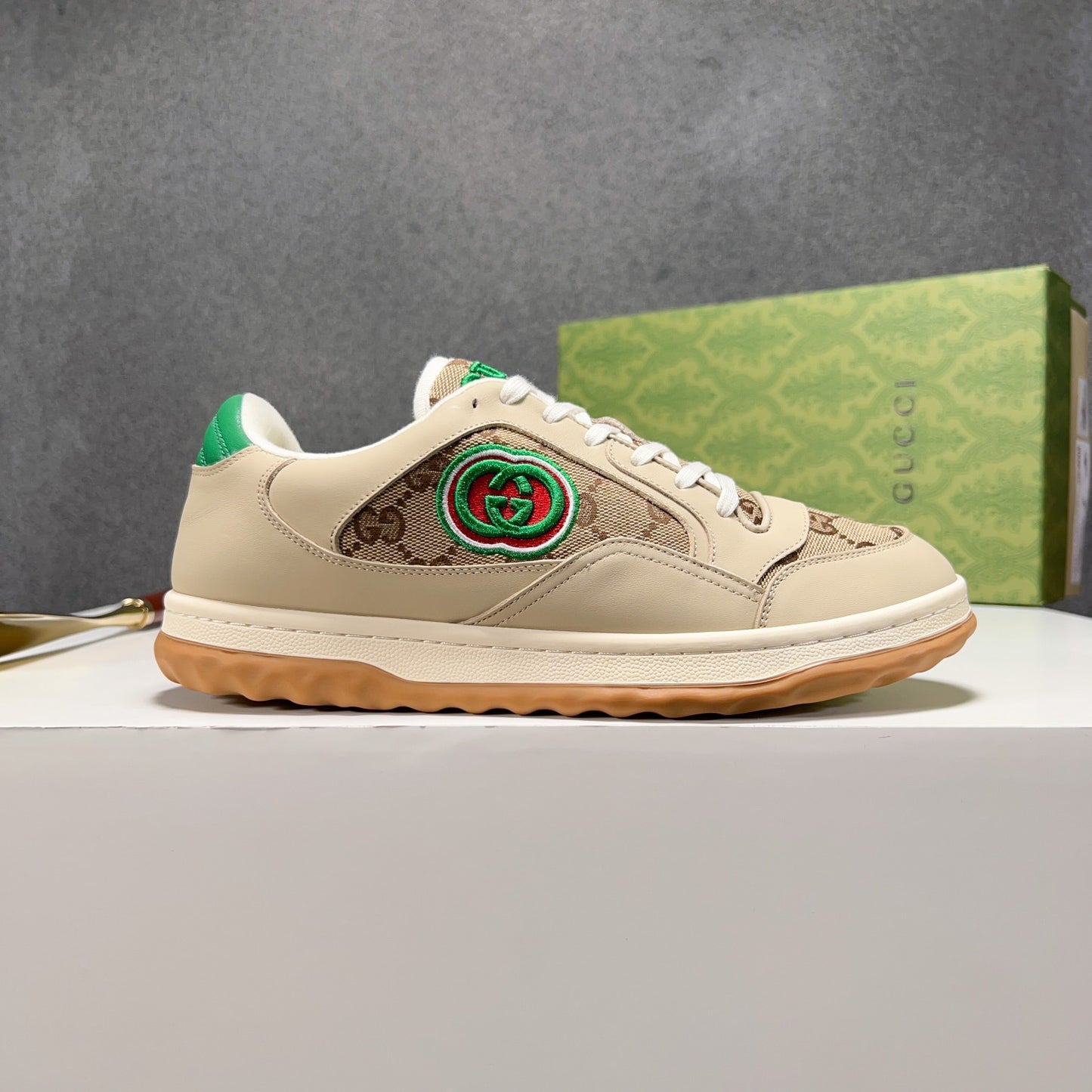 Gucci-131Shoes