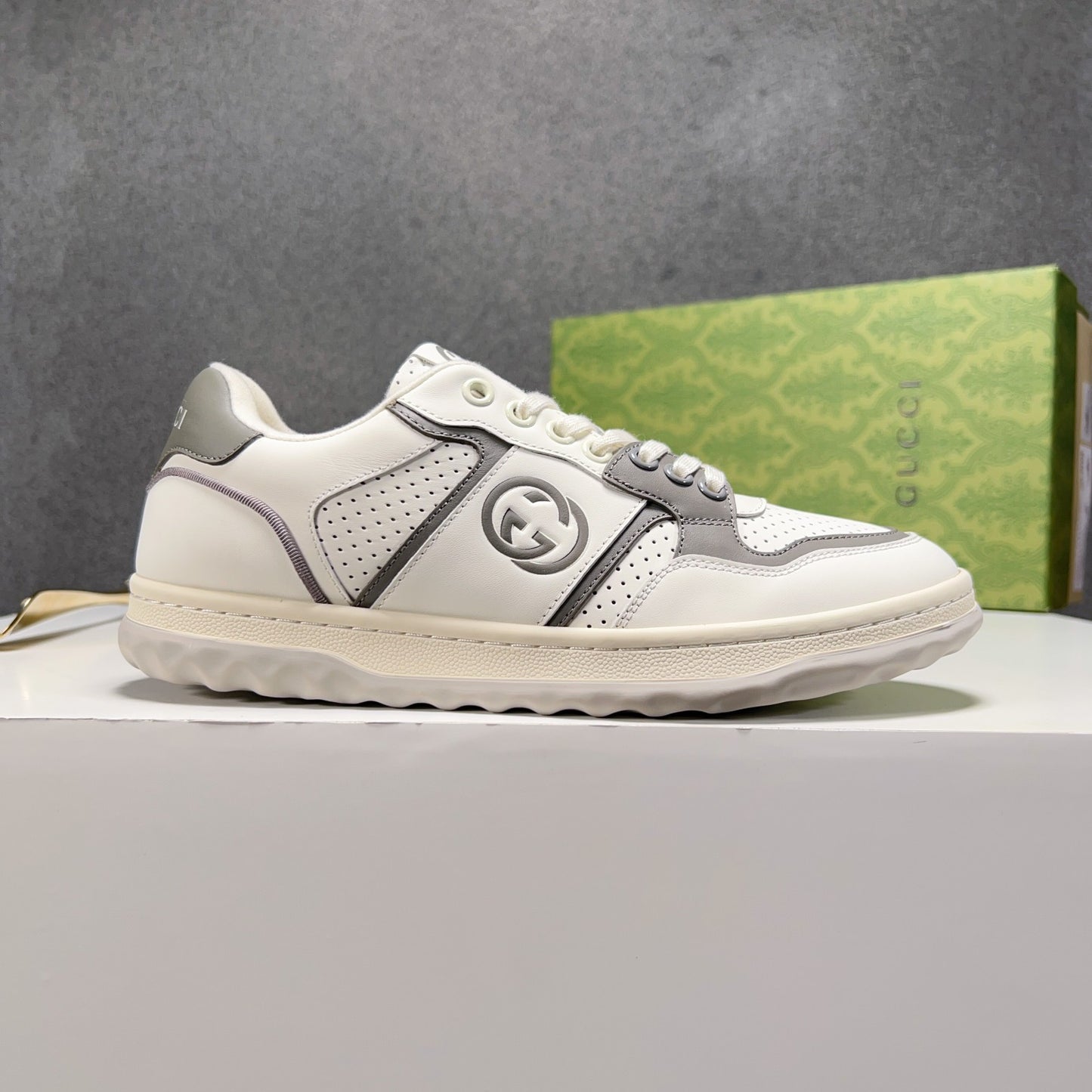 Gucci-137Shoes