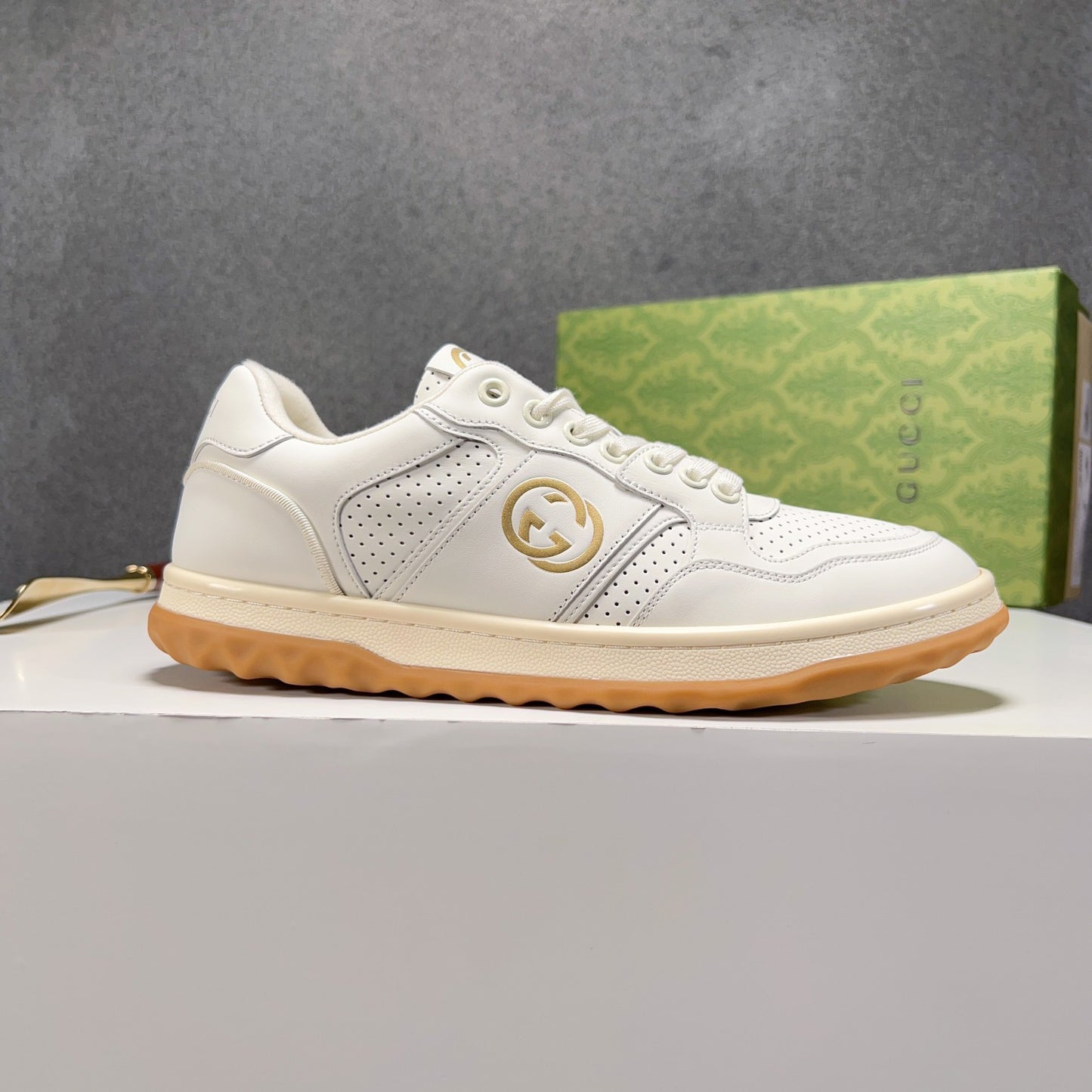 Gucci-138Shoes