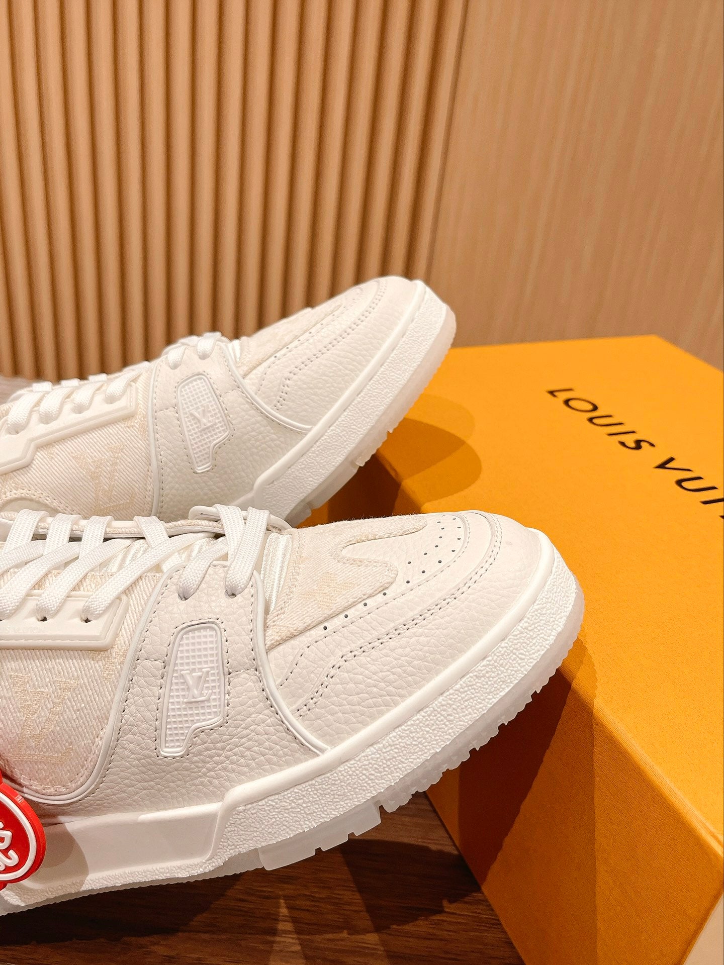 LV-027shoes
