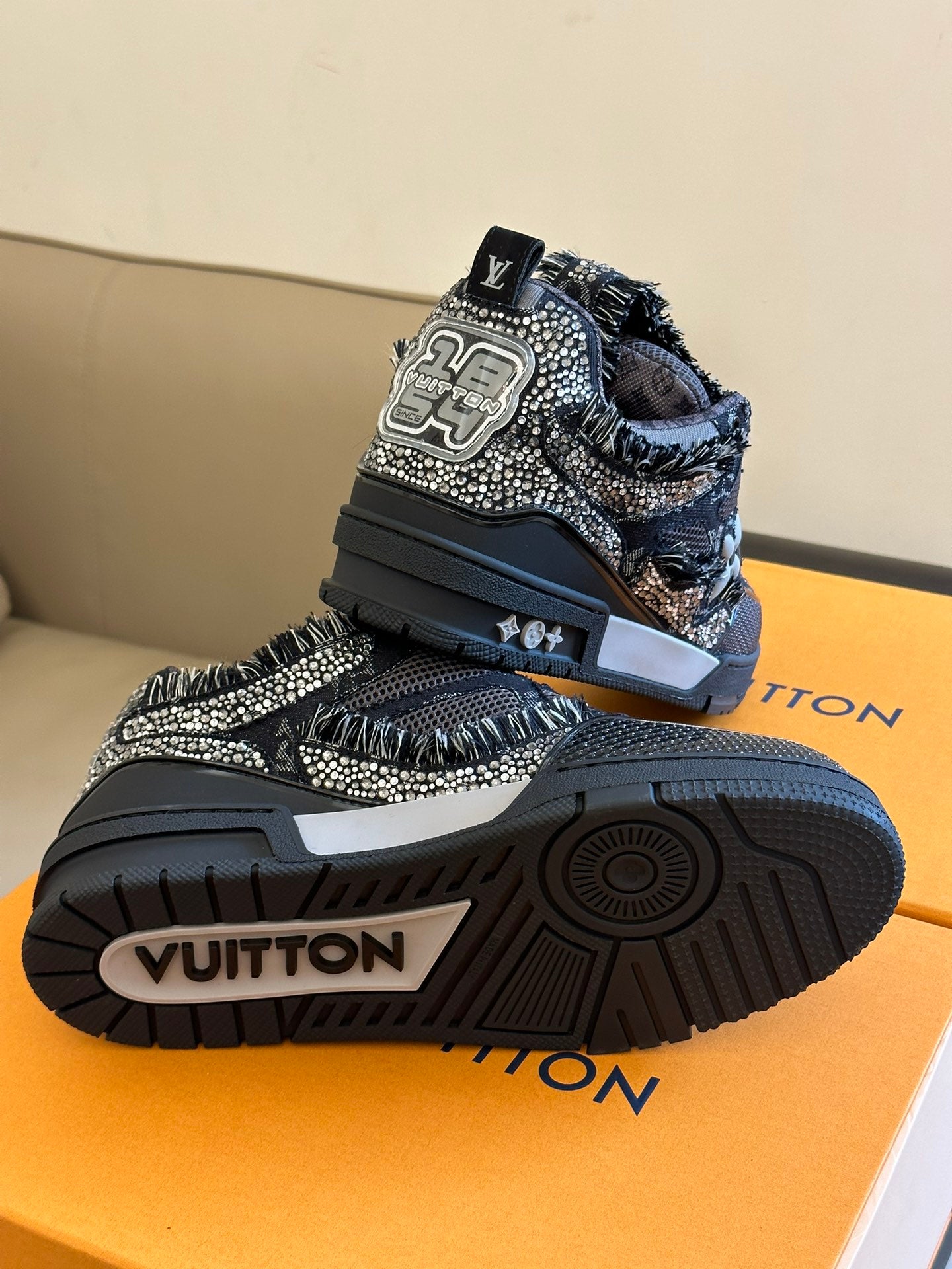 LV-058shoes