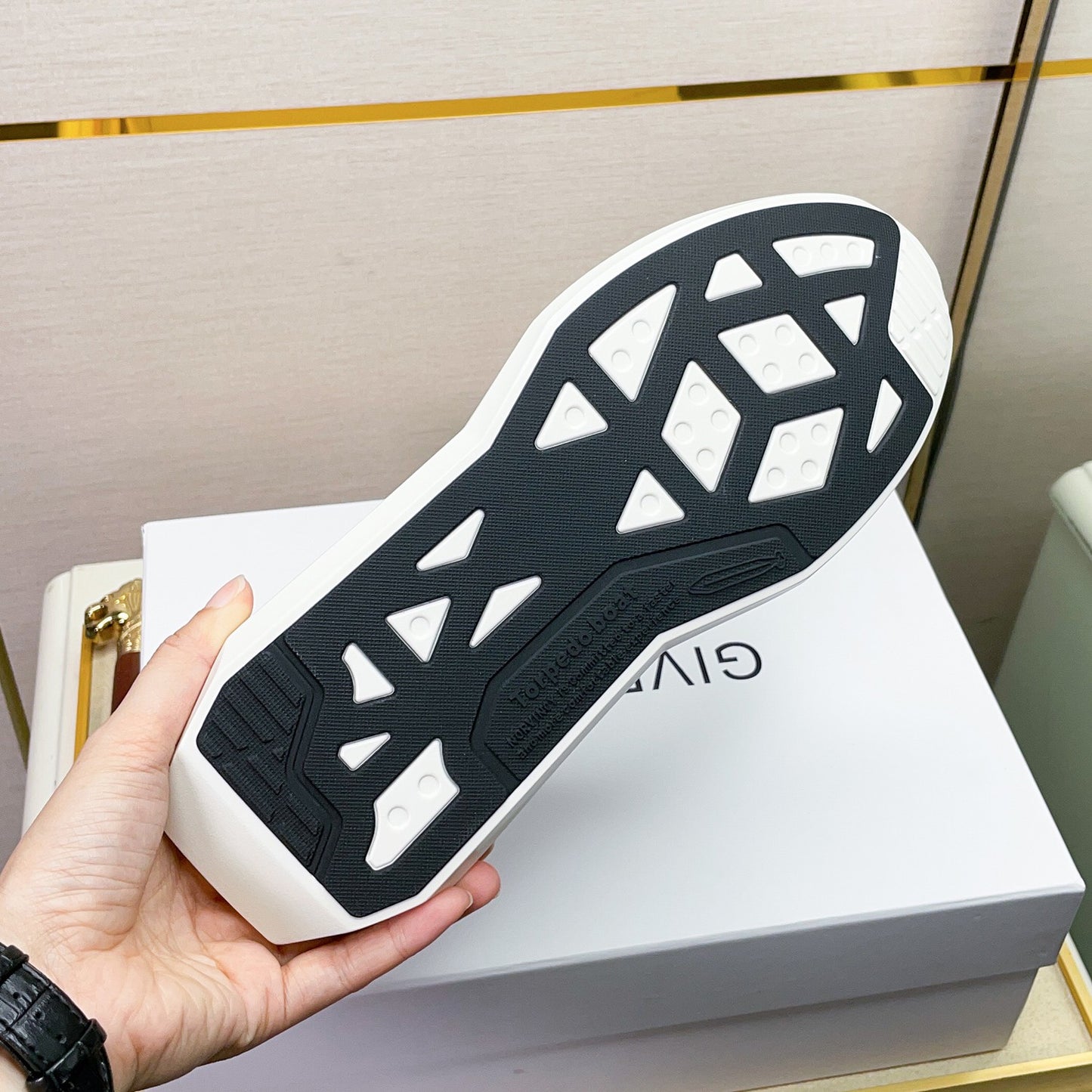 GIVENCHY 102-shoes