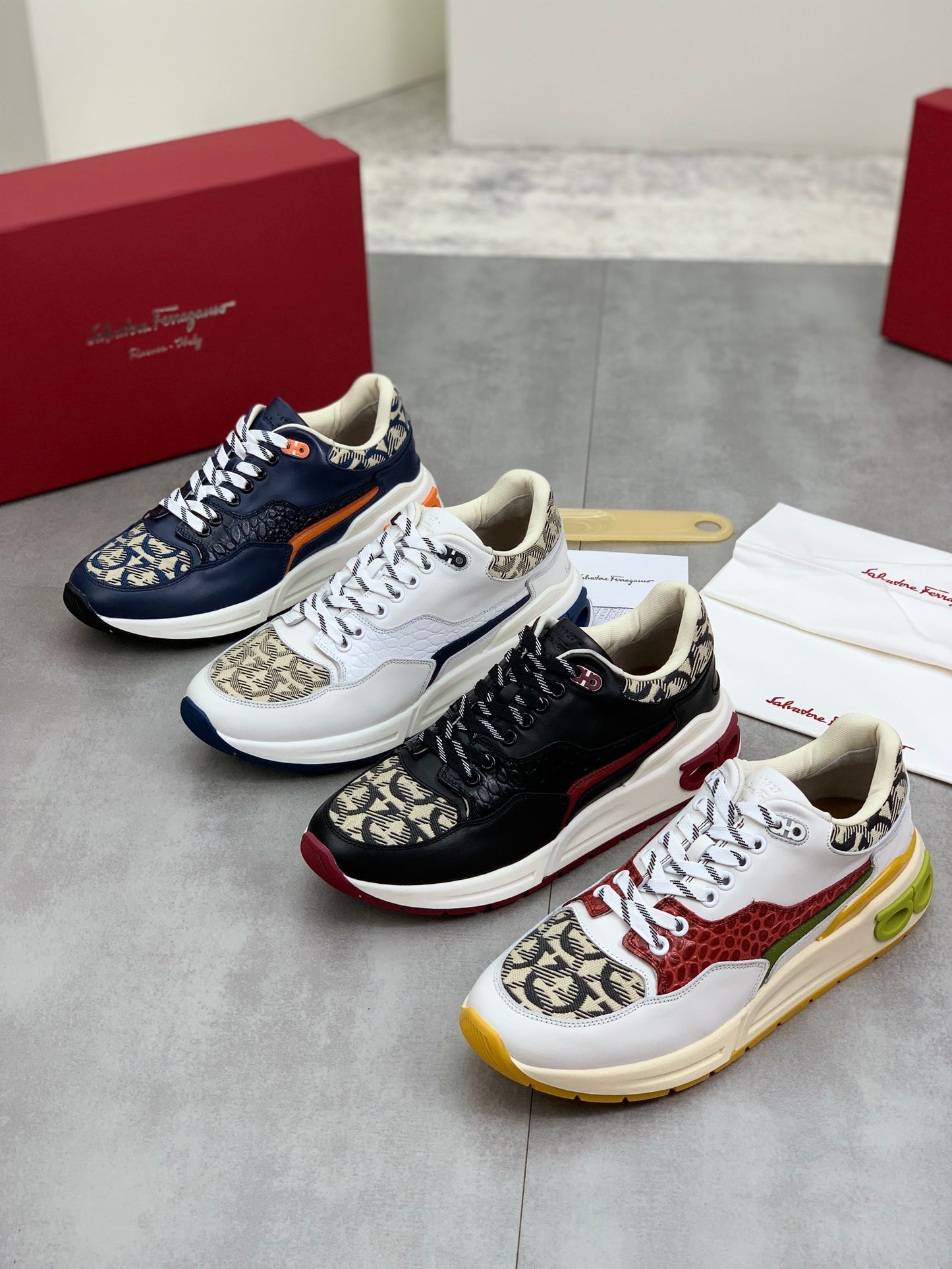 Ferragamo-018Shoes