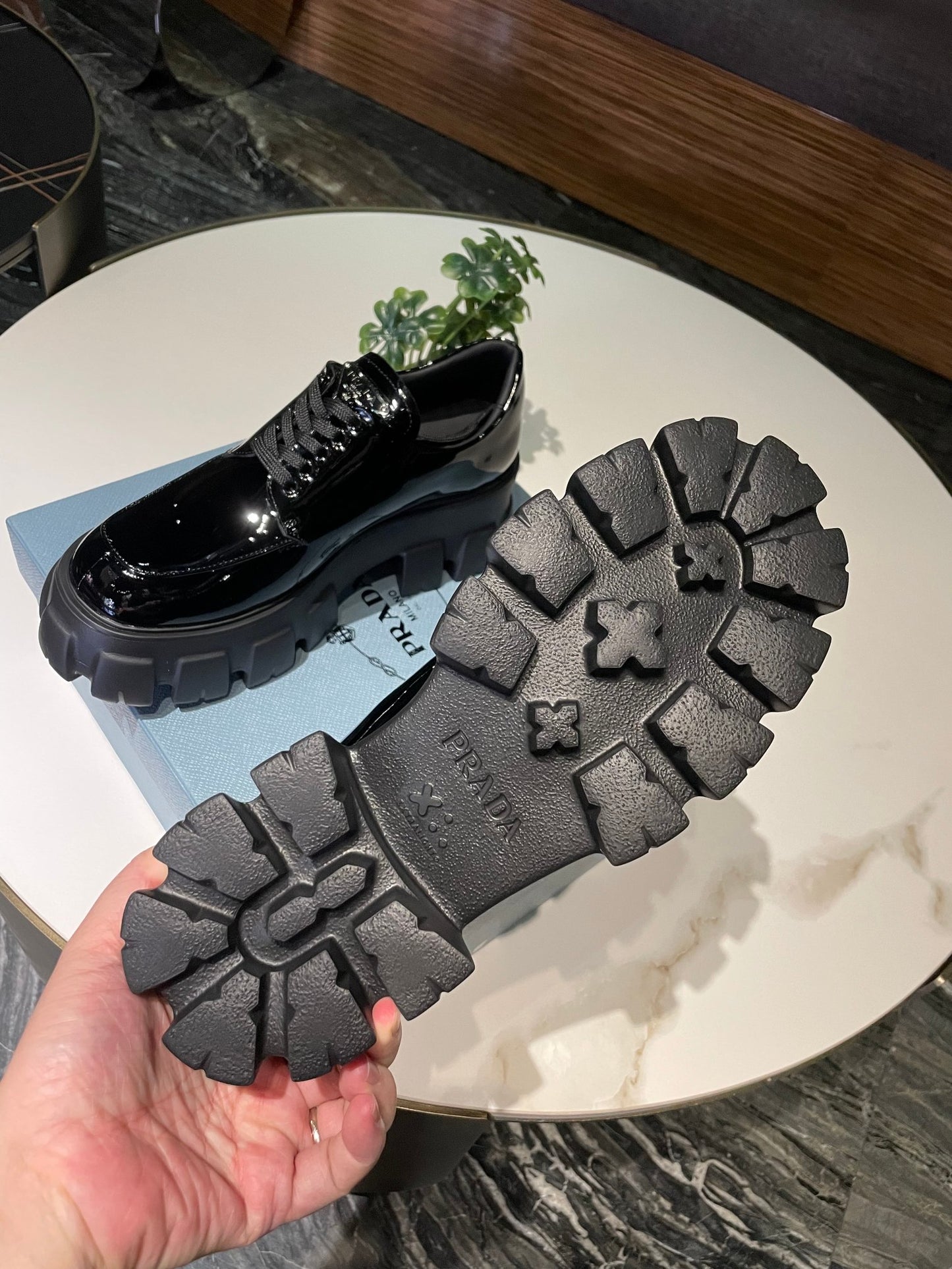PRADA-033Shoes