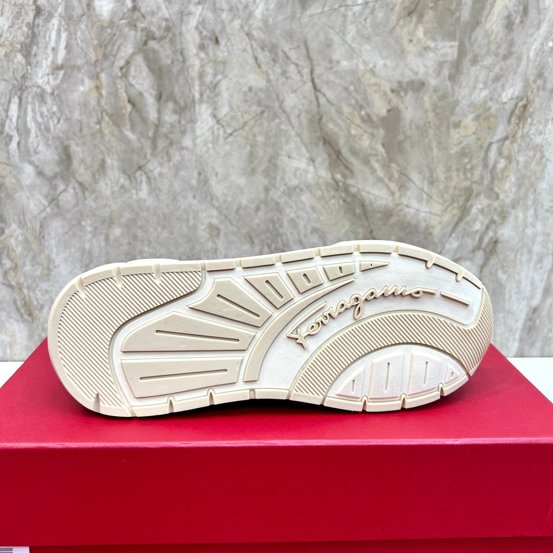 Ferragamo-050Shoes