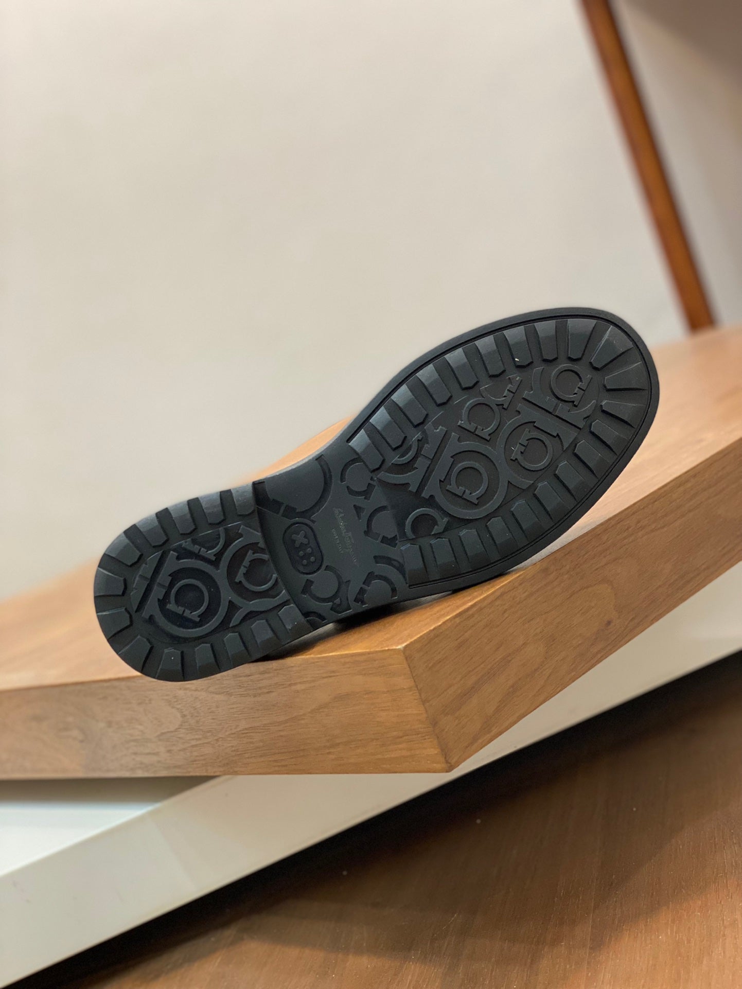 Ferragamo-057Shoes