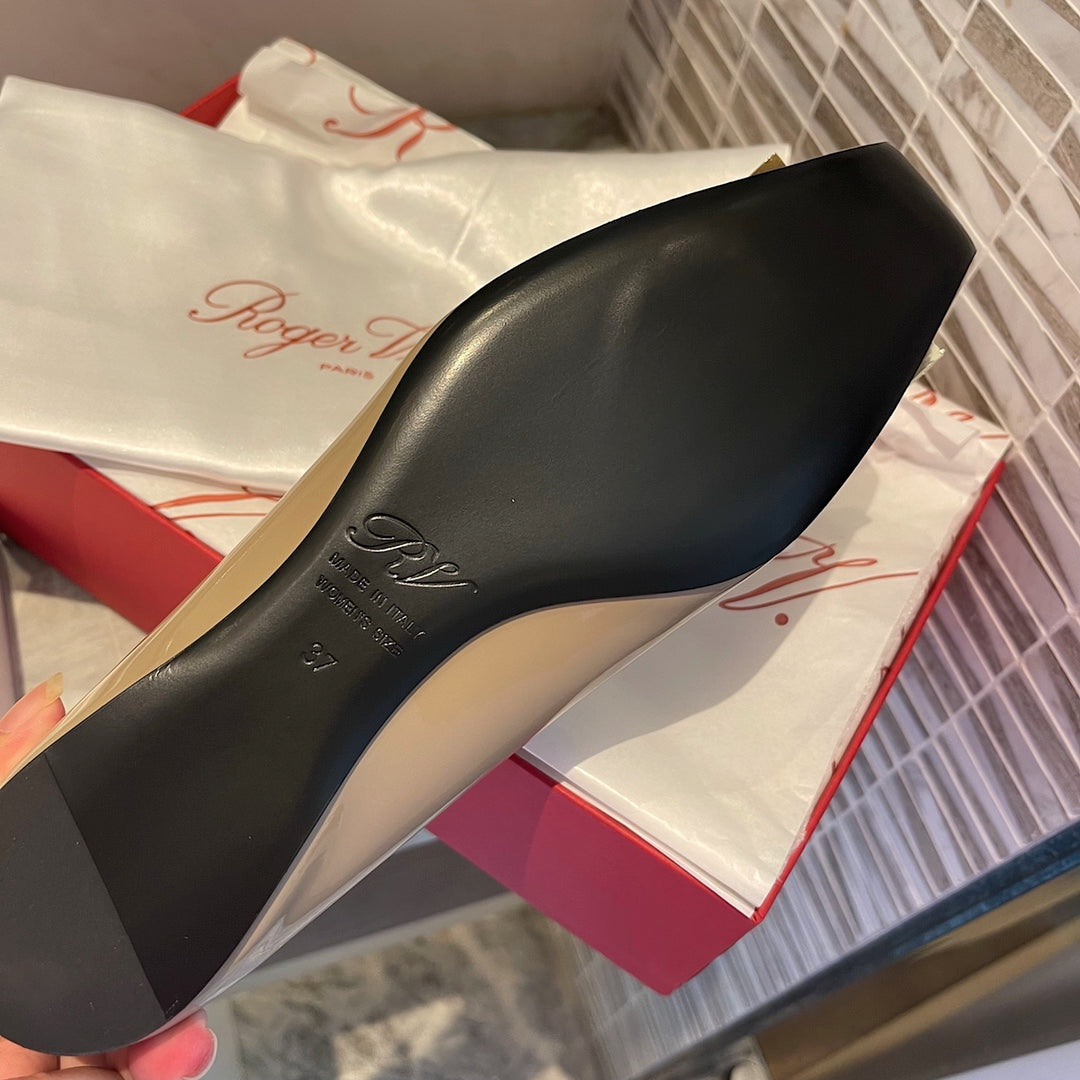RV-047Shoes