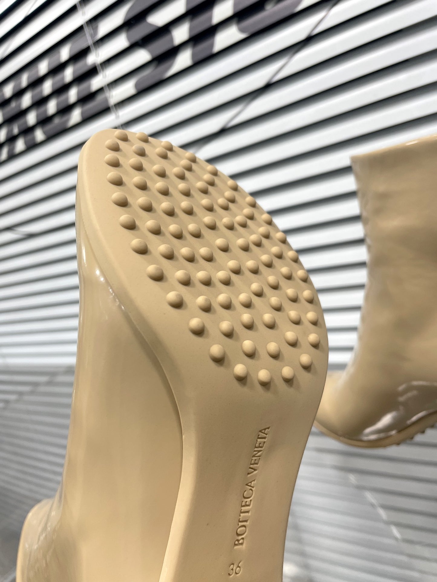 BV-008Shoes