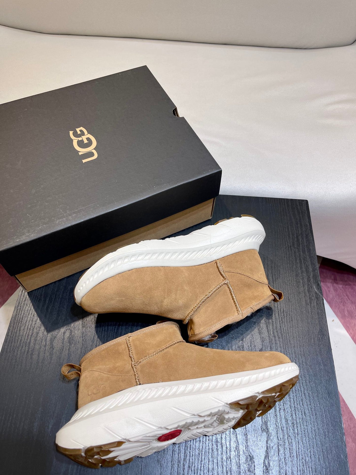 UGG-008Shoes