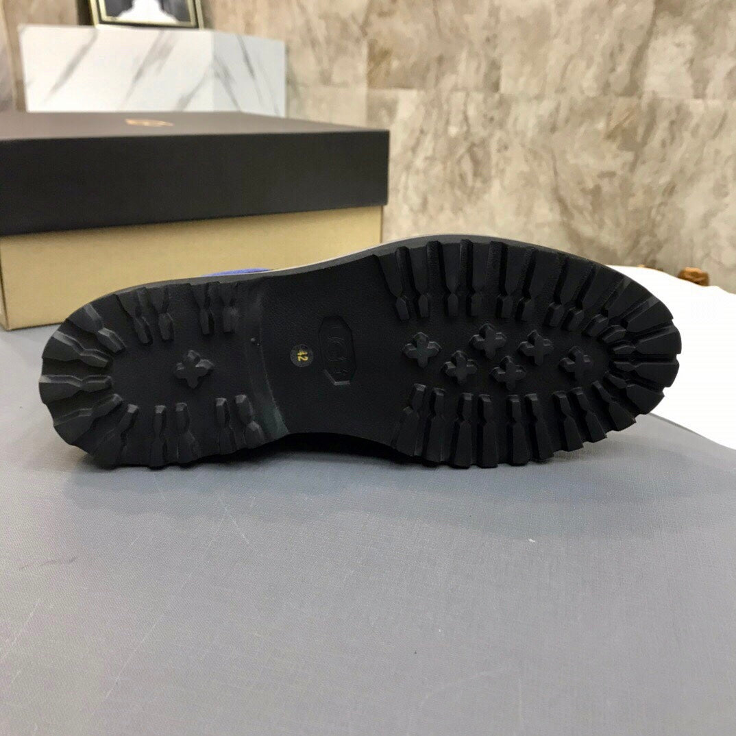 UGG-056Shoes