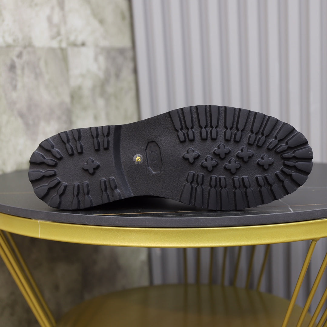 UGG-076Shoes